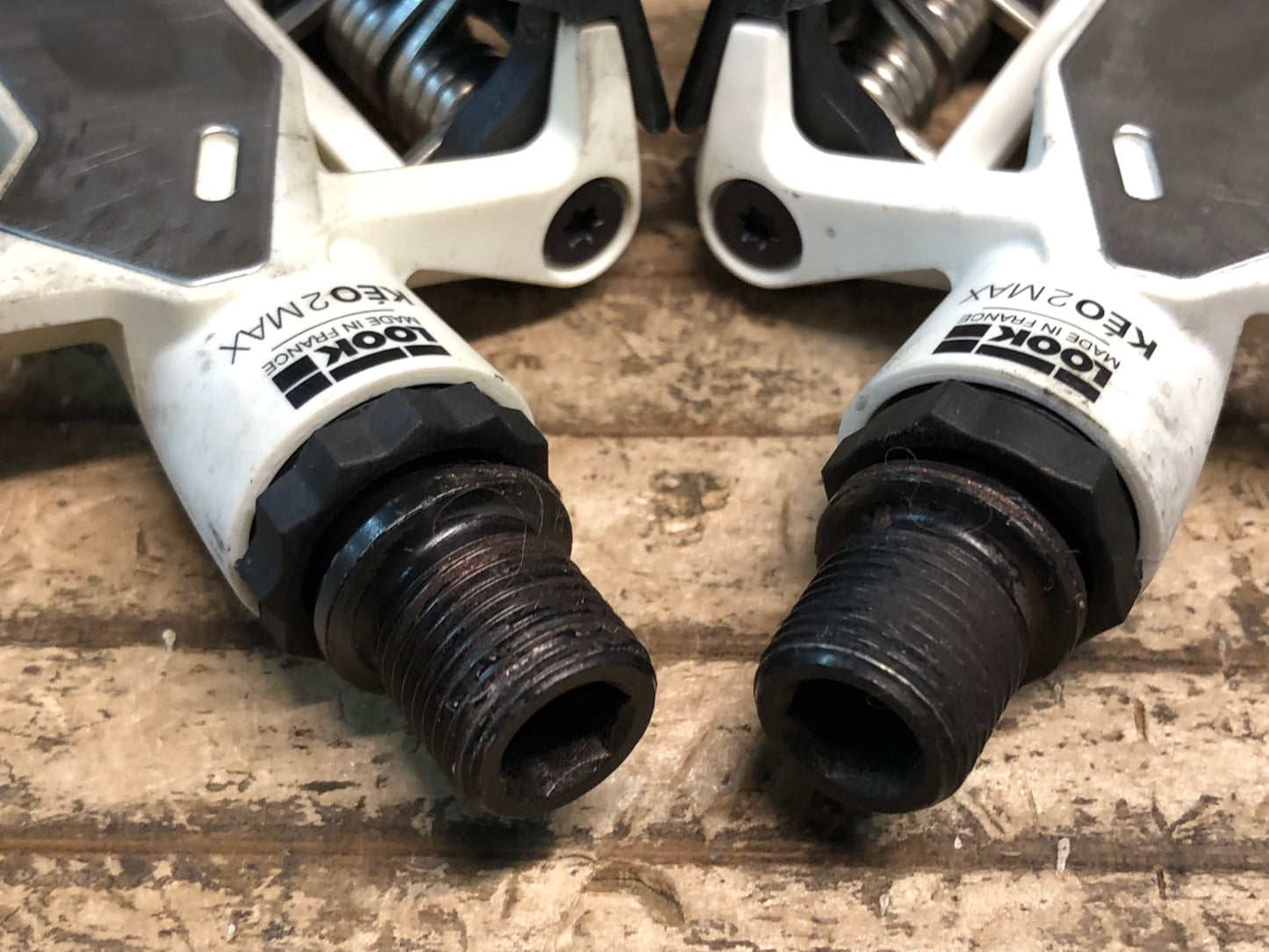 IZ666 ルック LOOK ケオ KEO2 MAX ビンディングペダル クロモリシャフト 白