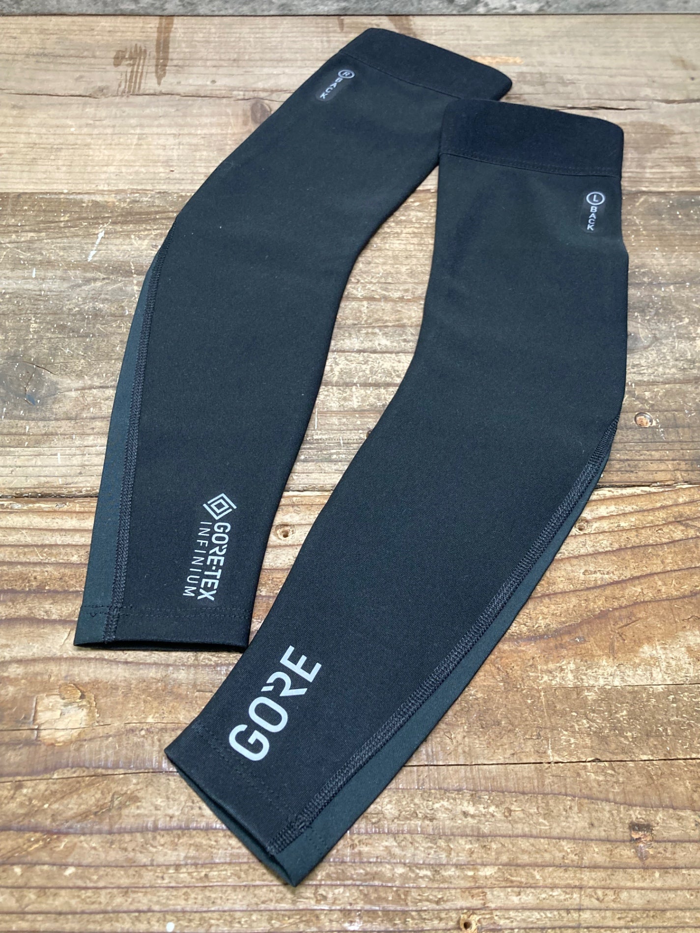 IT762 GORE アームカバー 黒 EU XS-S GORE-TEX INFINIUM