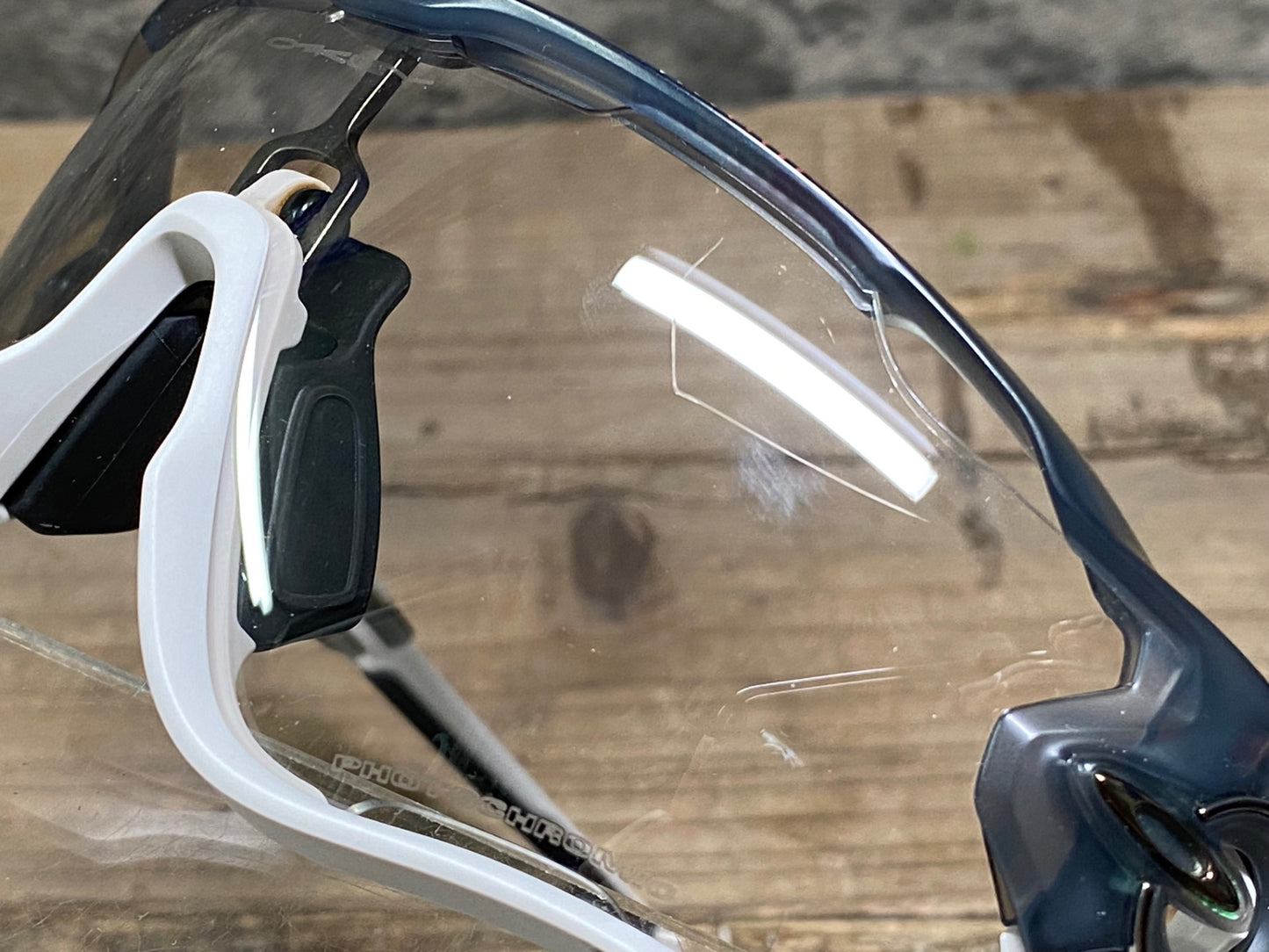 IX172 オークリー OAKLEY JAWBREAKER サングラス アイウェア グレー 白 PHOTOCHROMICレンズ Tour de France