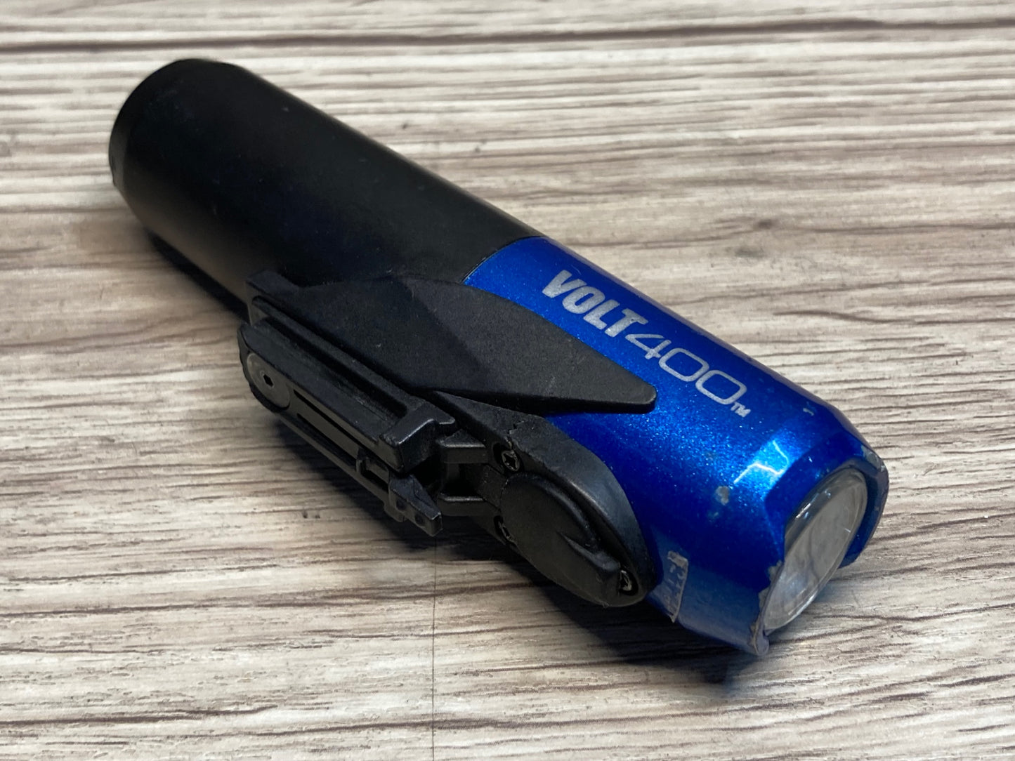 IW726 キャットアイ CATEYE VOLT400 フロントライト 青 点灯確認済