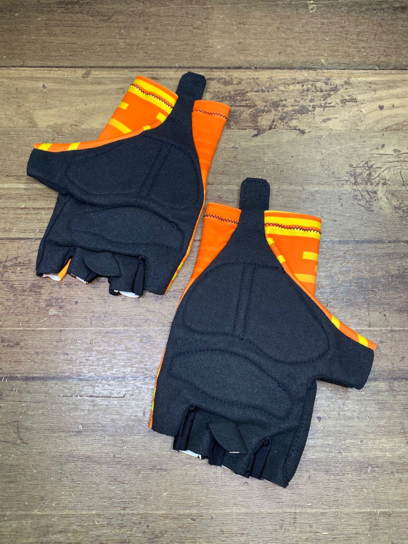 IZ495 ポリ POLI 指切りグローブ オレンジ St. Michel–Preference L