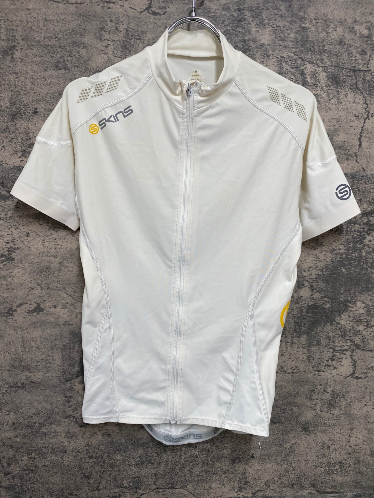 JB513 スキンズ SKINS 半袖 サイクルジャージ 白 M