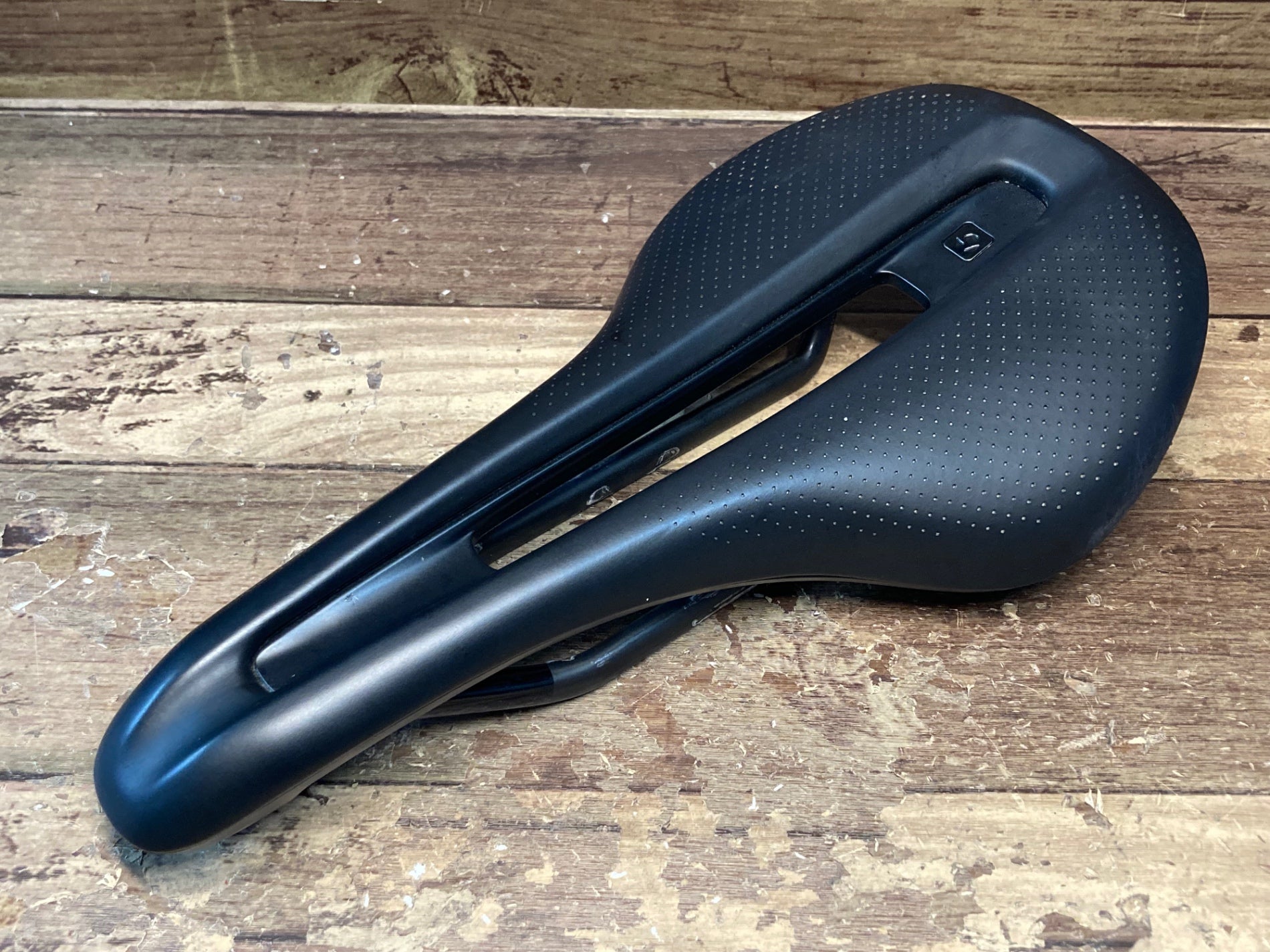 IJ376 ボントレガー BONTRAGER AEOLUS PRO カーボンレール