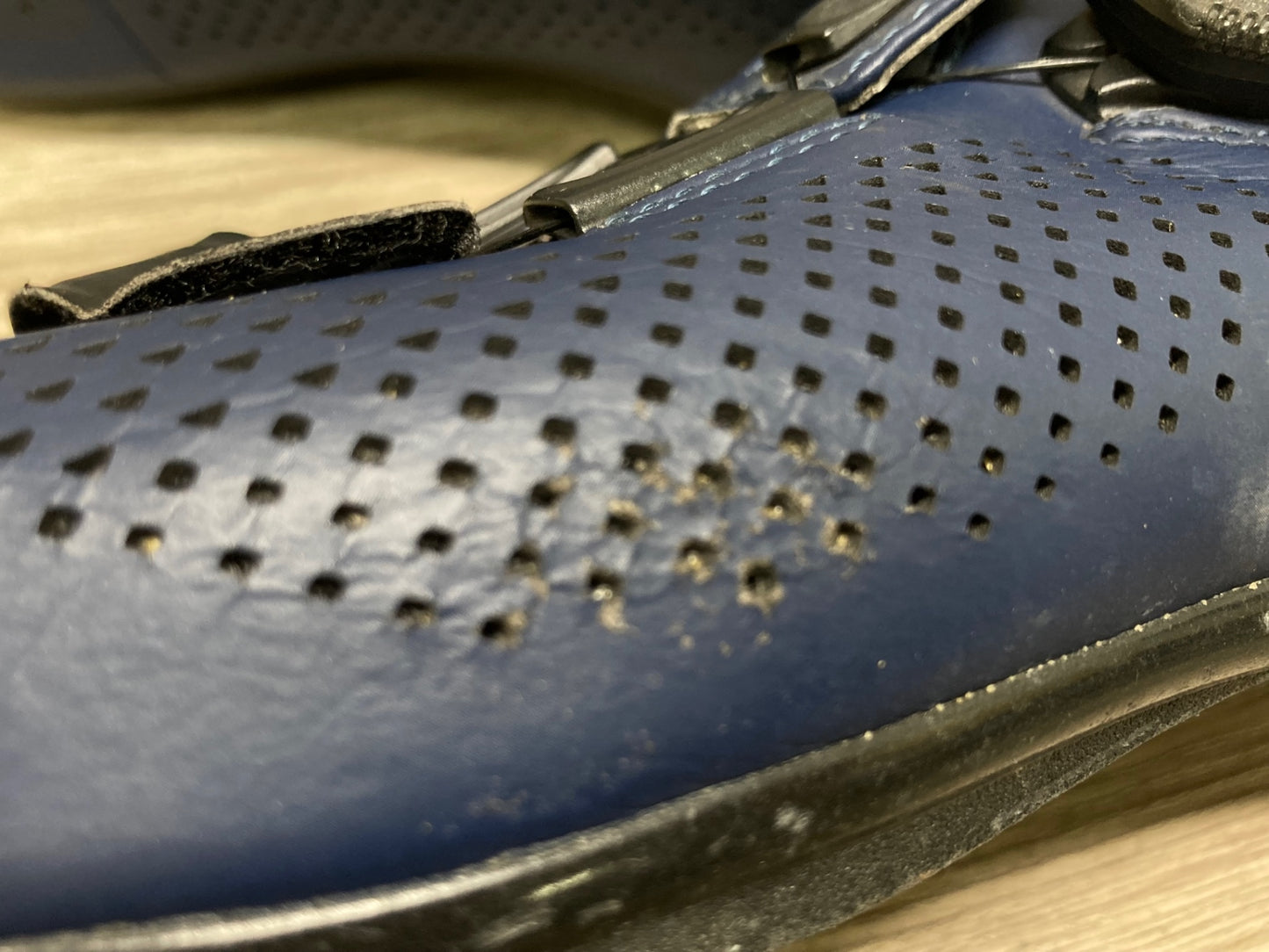 JB682 フィジーク fizik R4 ROAD SHOES ビンディングシューズ SPD-SL EU41.5 ネイビー※ソール傷