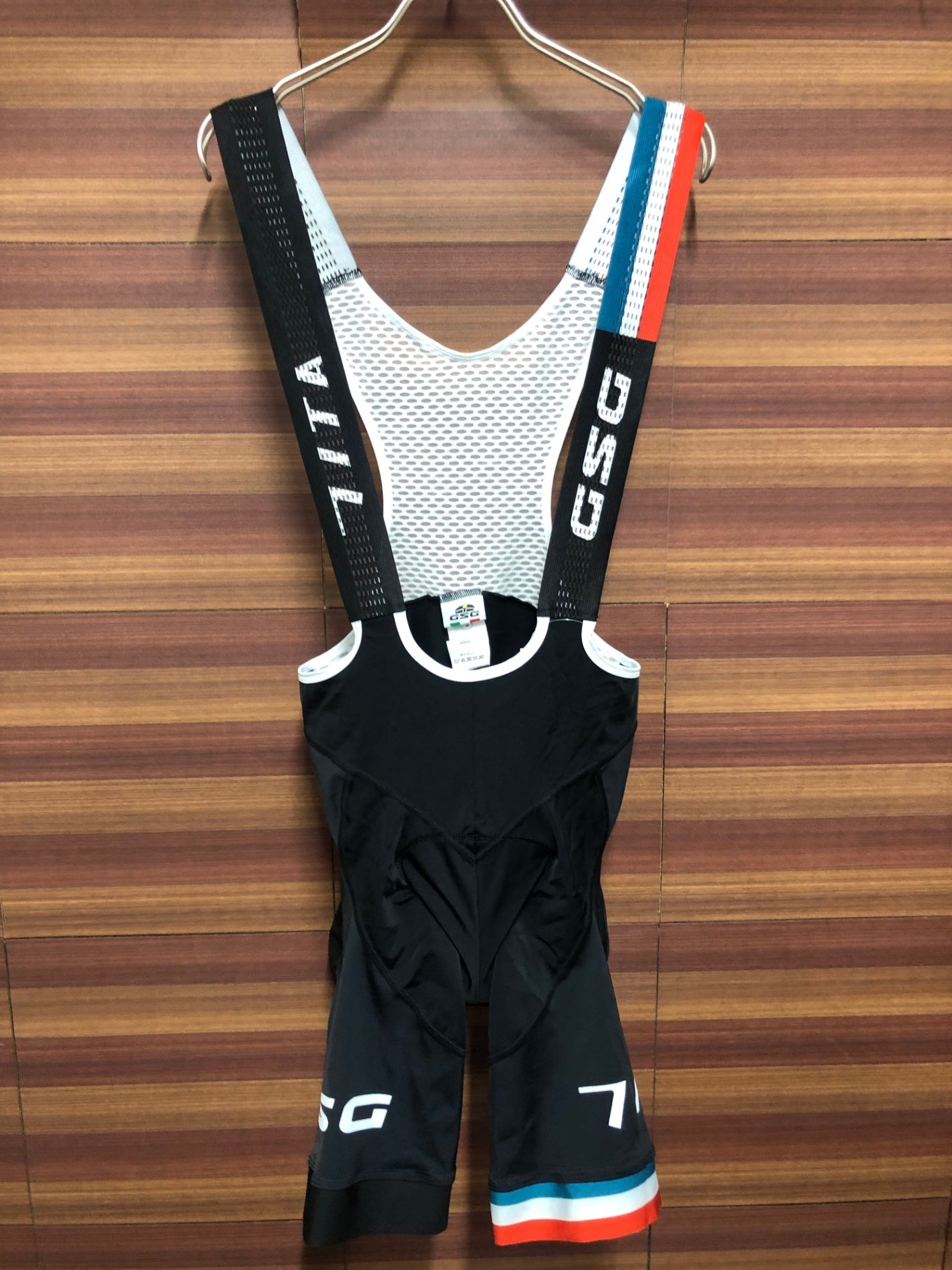 IT193 ジェッセージ GSG ビブショーツ 黒 M