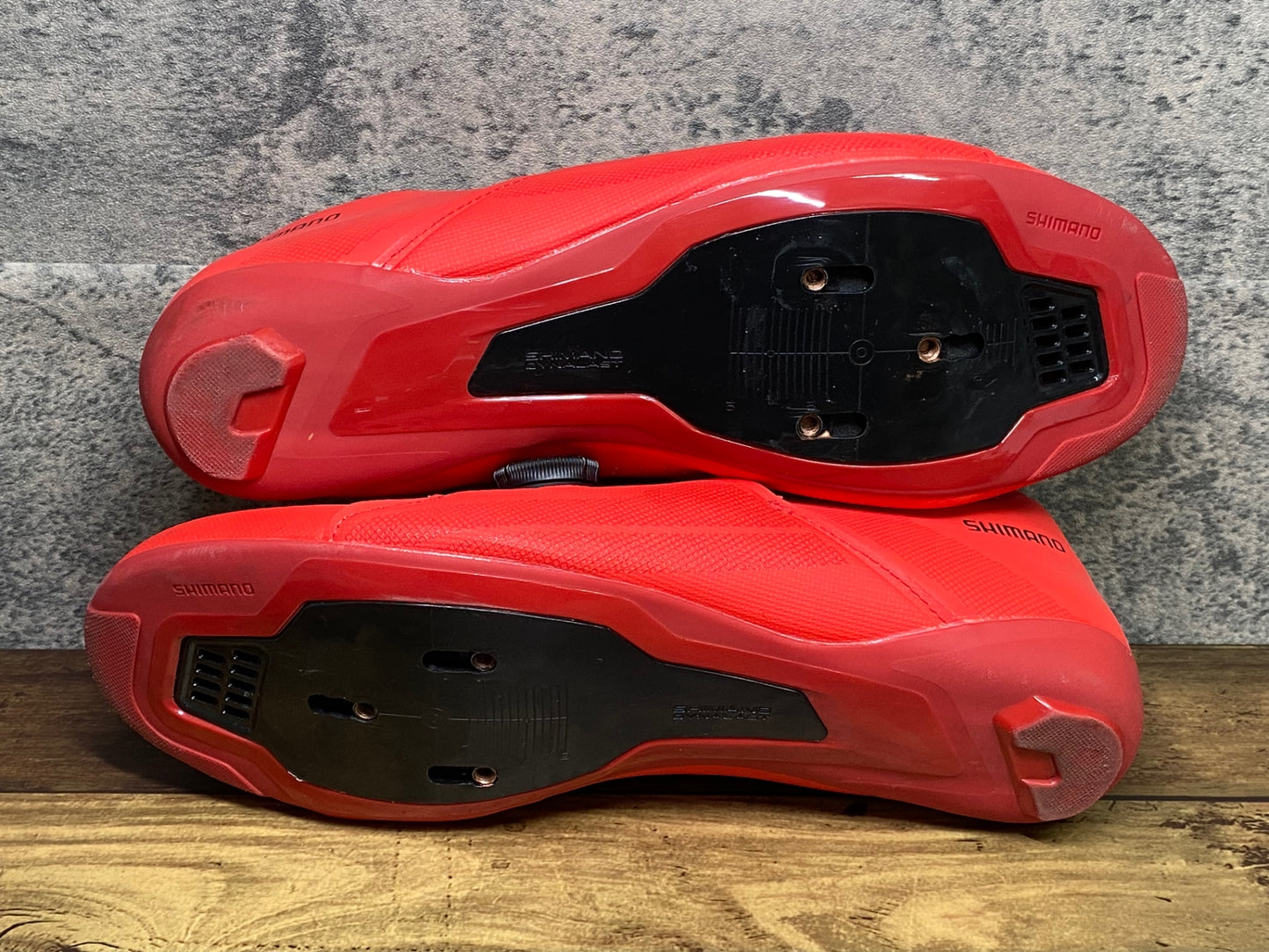 IY918 シマノ SHIMANO RC3 SH-RC300M ビンディングシューズ 赤 EU41 SPD-SL