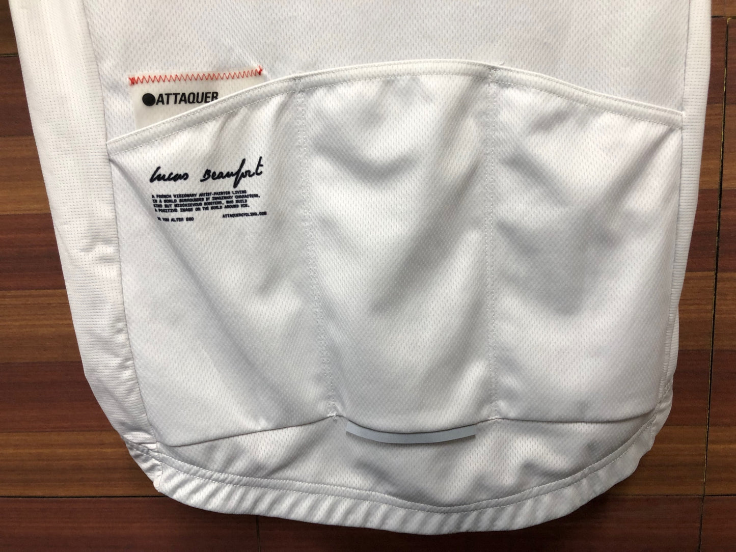 IR571 アタッカー ATTAQUER Artist Series LIMITED 半袖 サイクルジャージ 白 M Lucas Beaufort