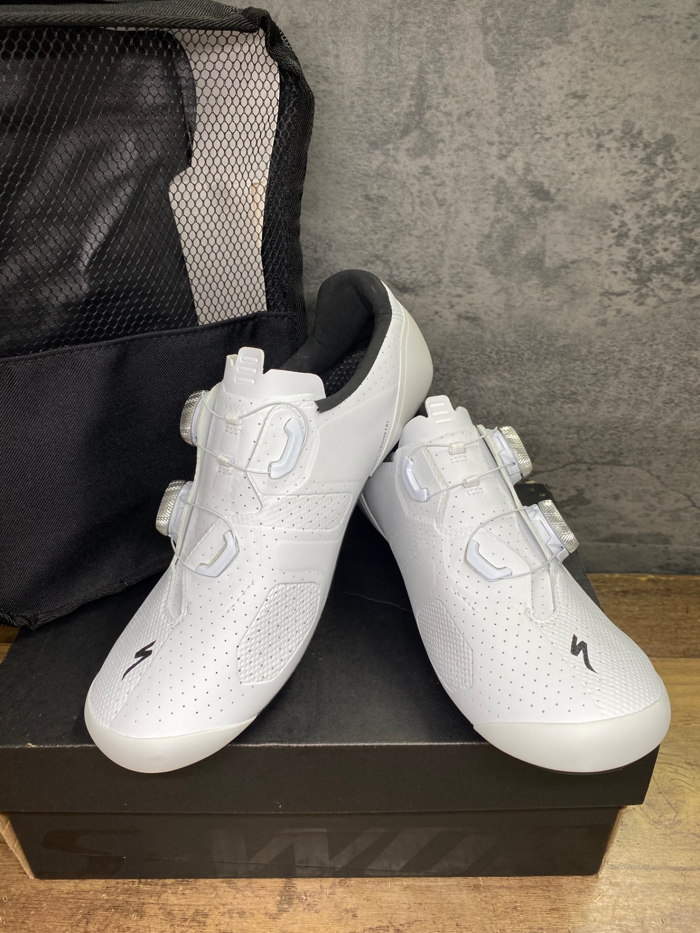IY557 スペシャライズド SPECIALIZED エスワークス S-WORKS TORCH ビンディングシューズ 白 EU38