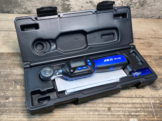 IJ120 SK11 SDT3-060 デジタルトルクレンチ 3-60N・m 起動確認済