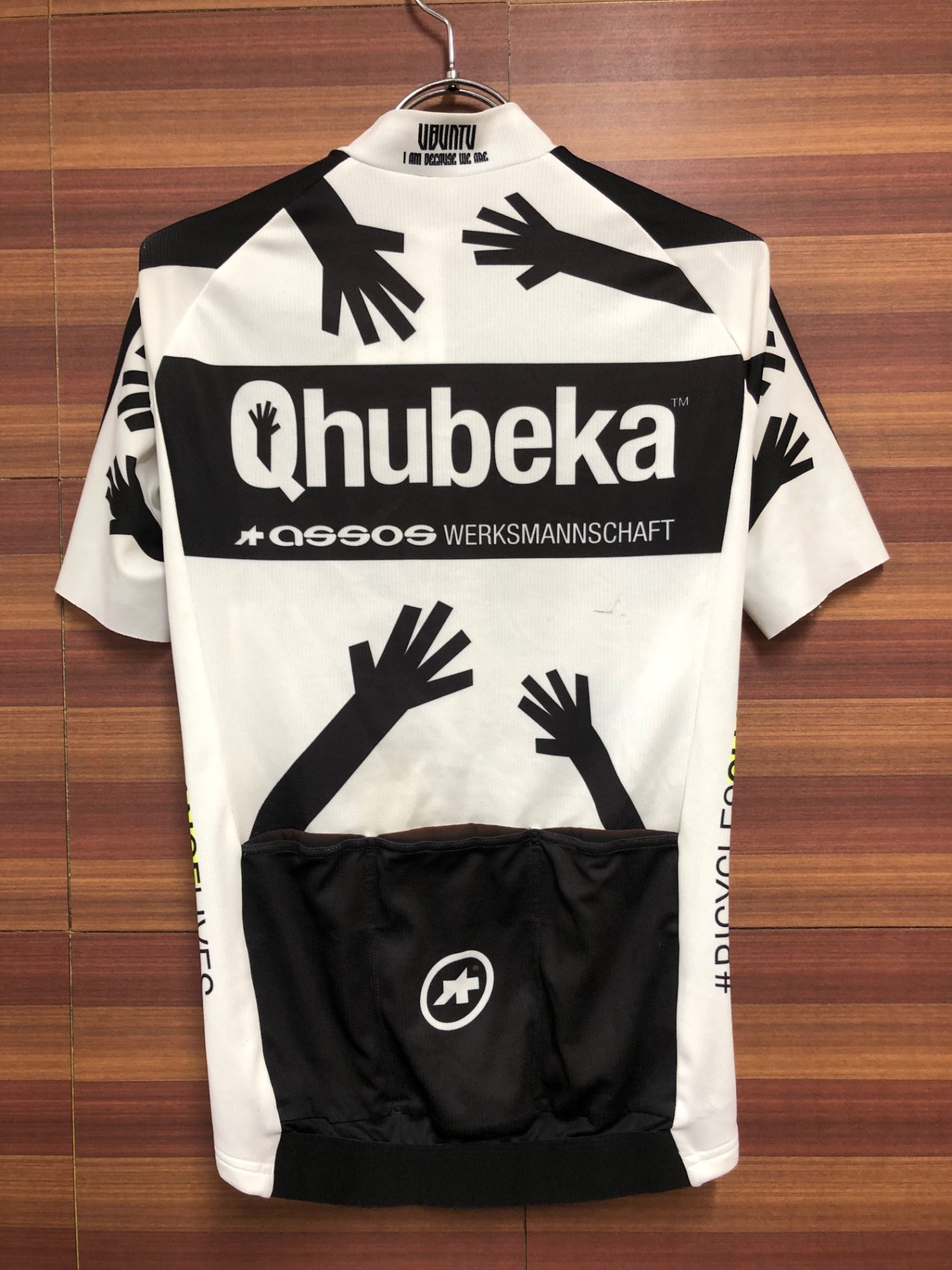 HT651 アソス assos Assos Mens Qhubeka Jersey 半袖 サイクルウェア 白 S ※シミあり