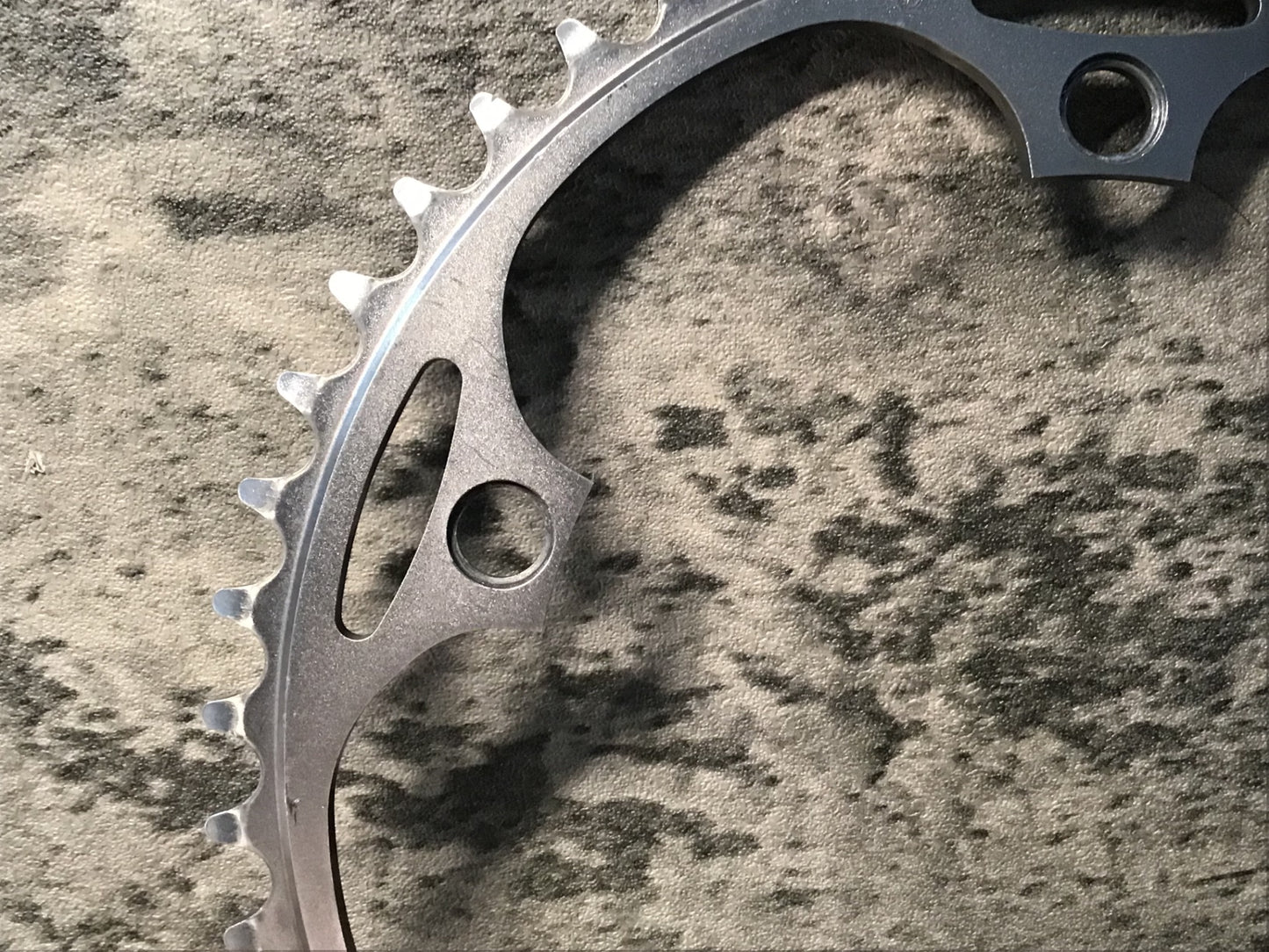 IR424 シマノ SHIMANO デュラ―エス DURA-ACE チェーンリング 49T PCD144 厚歯 NJS シングル ピスト