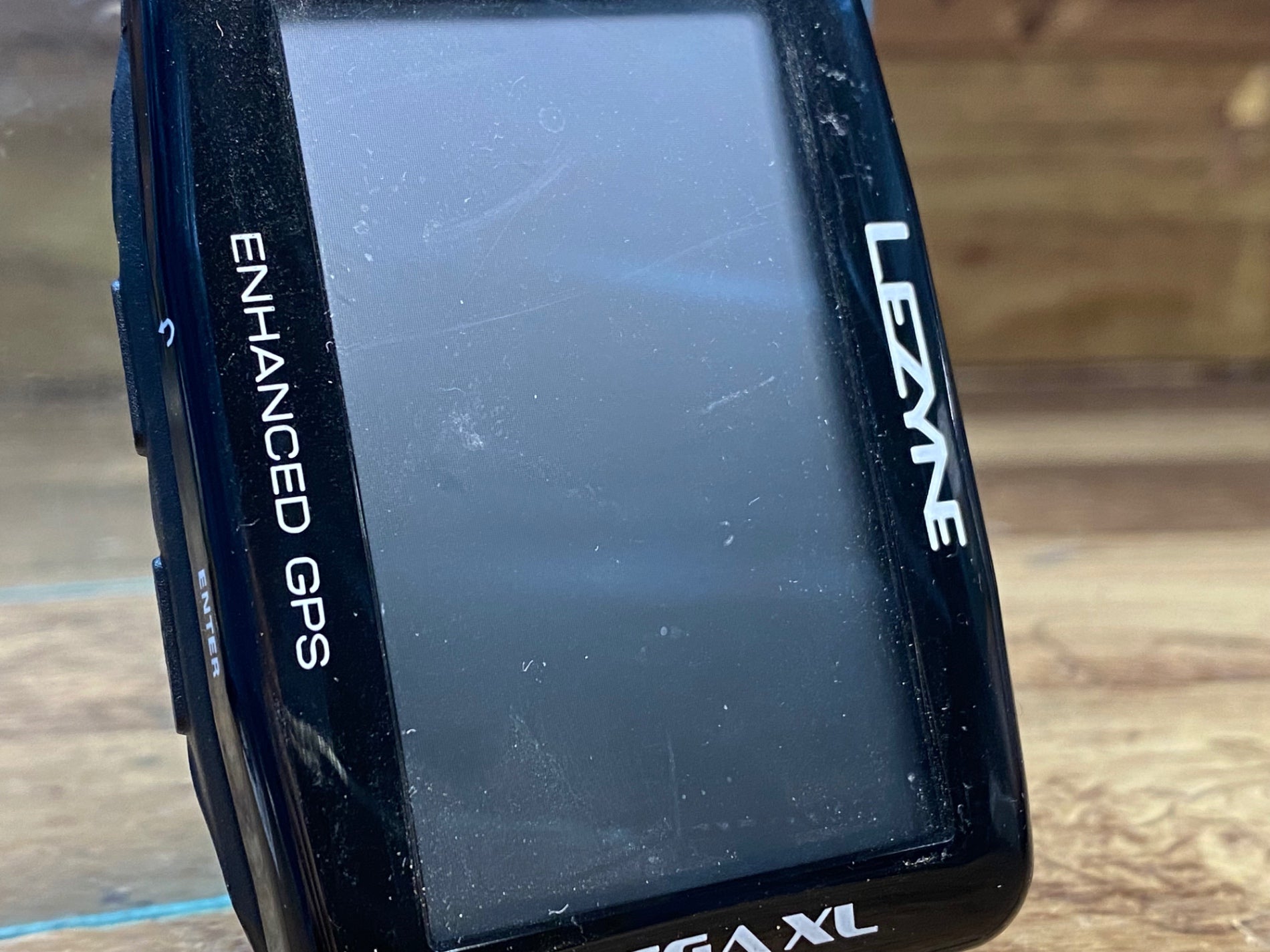 HU237 レザイン LEZYNE MEGA XL GPS サイクルコンピューター ※起動確認済み – BICI AMORE EQ STORE