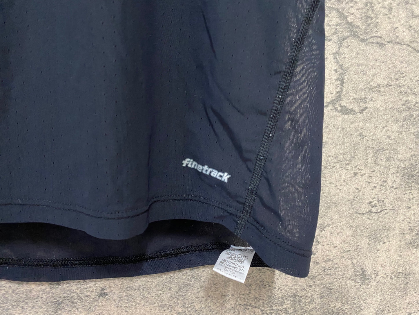 JD480 ファイントラック finetrack ノースリーブ べースレイヤー 黒 S