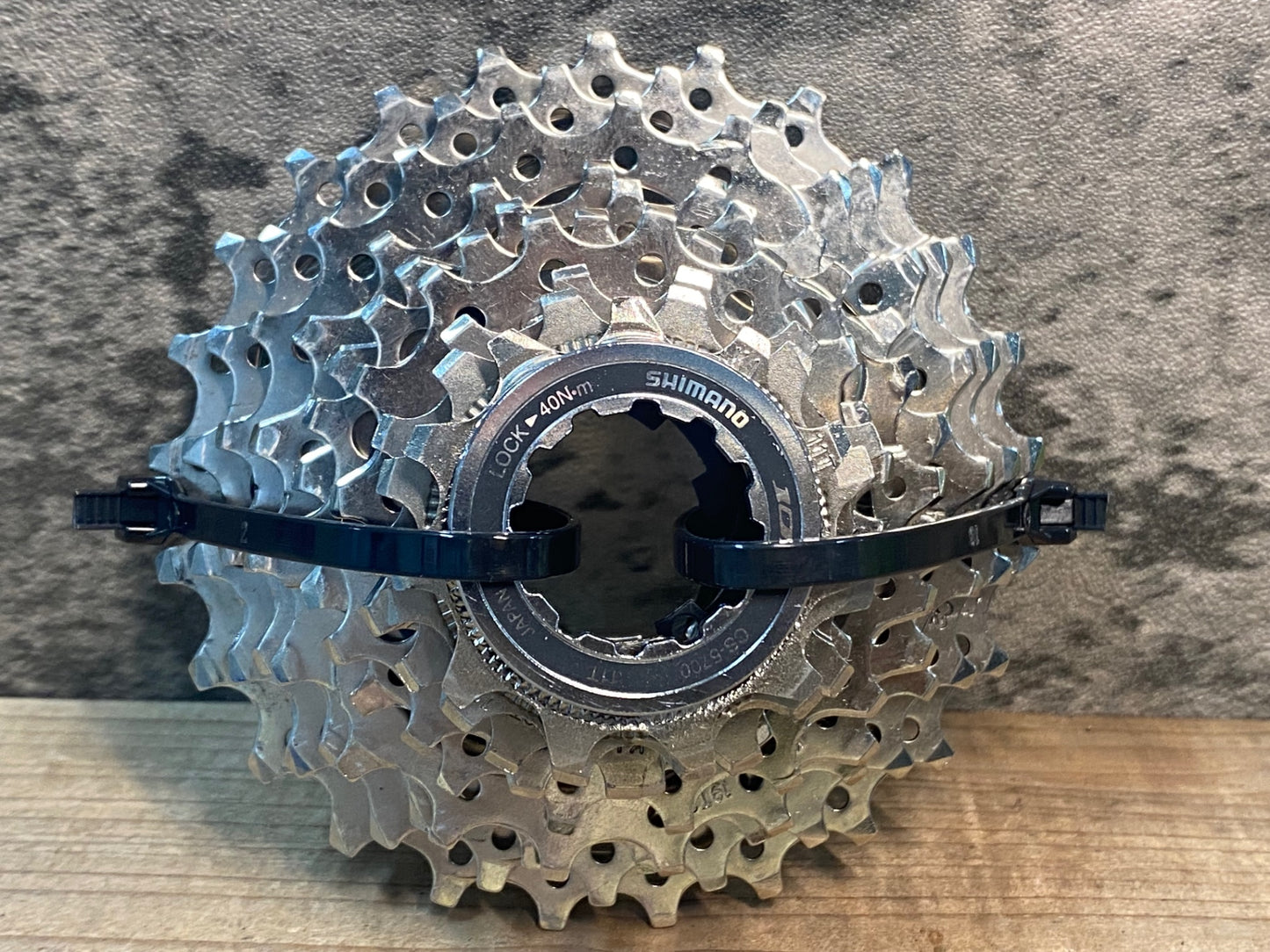 IP719 シマノ SHIMANO 105 CS-5700 スプロケット 10S 11-25T