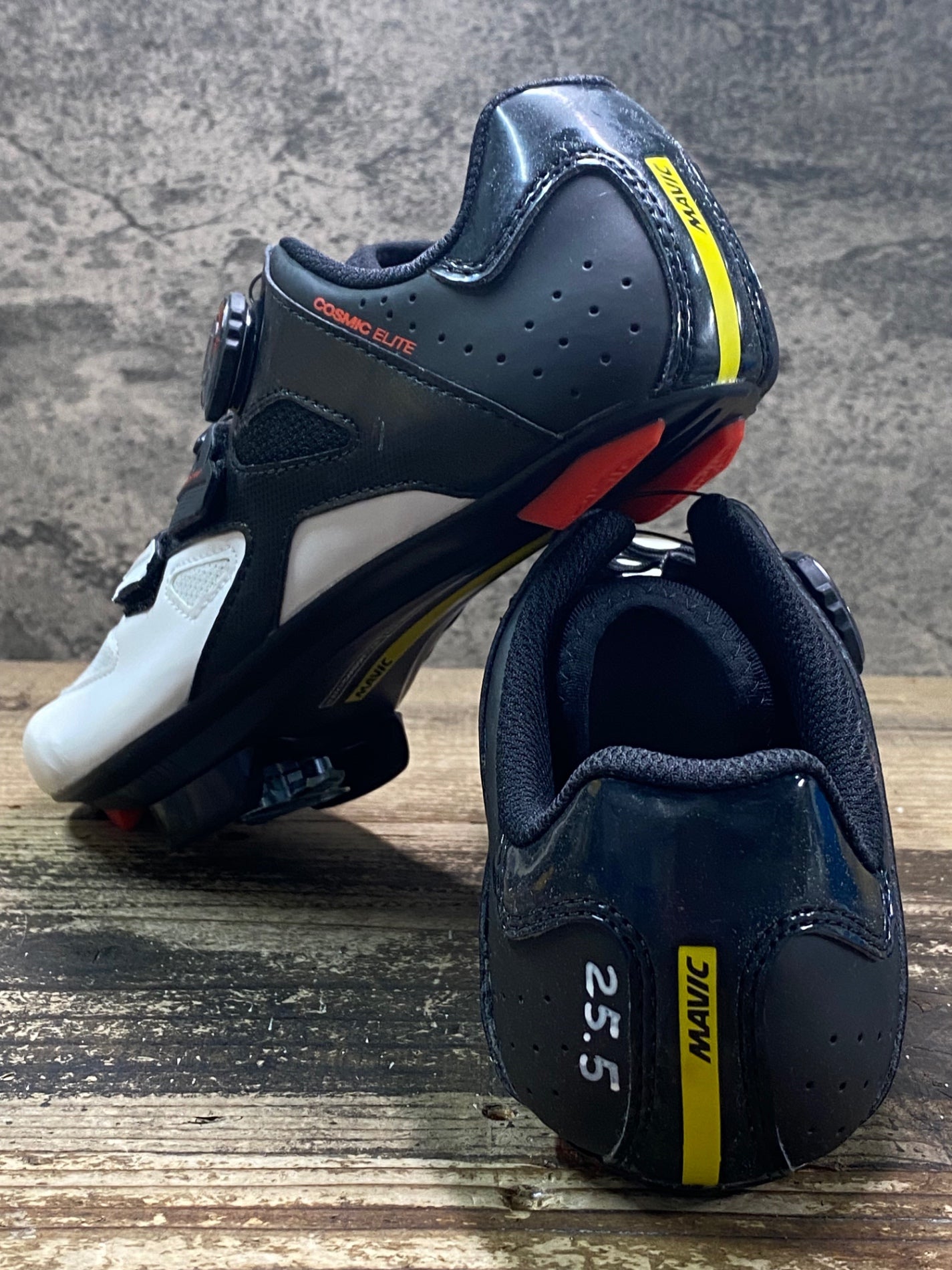 JC702 未使用品 マヴィック MAVIC COSMIC ELITE ビンディングシューズ 黒白 EU40 2/3 SPDアタッチメント ペン字あり
