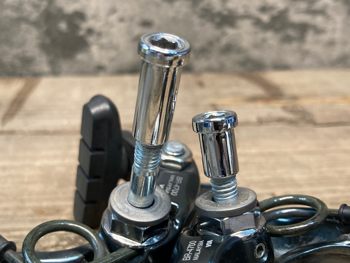 IL916 シマノ SHIMANO ティアグラ Tiagra BR-4700 キャリパーブレーキ セット