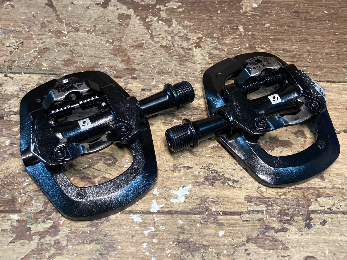 HZ497 ボントレガー Bontrager コミューターペダル Commuter Pedal ビンディングペダル SPD 黒