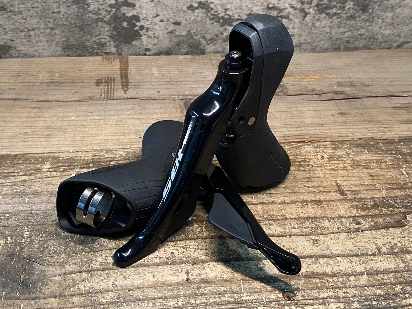 HF042 シマノ SHIMANO 105 ST-R7020 STIレバー 2x11S 油圧