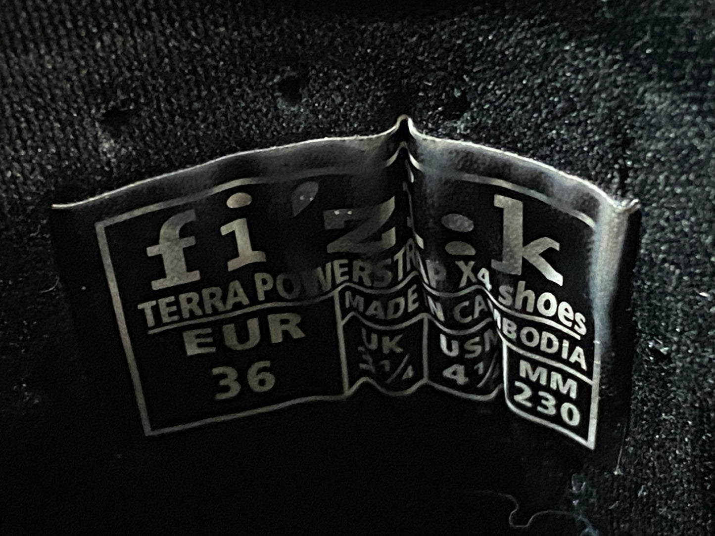 IX556 フィジーク fizik テラ TERRA POWERSTRAP X4 ビンディングシューズ EU36 SPD 黒