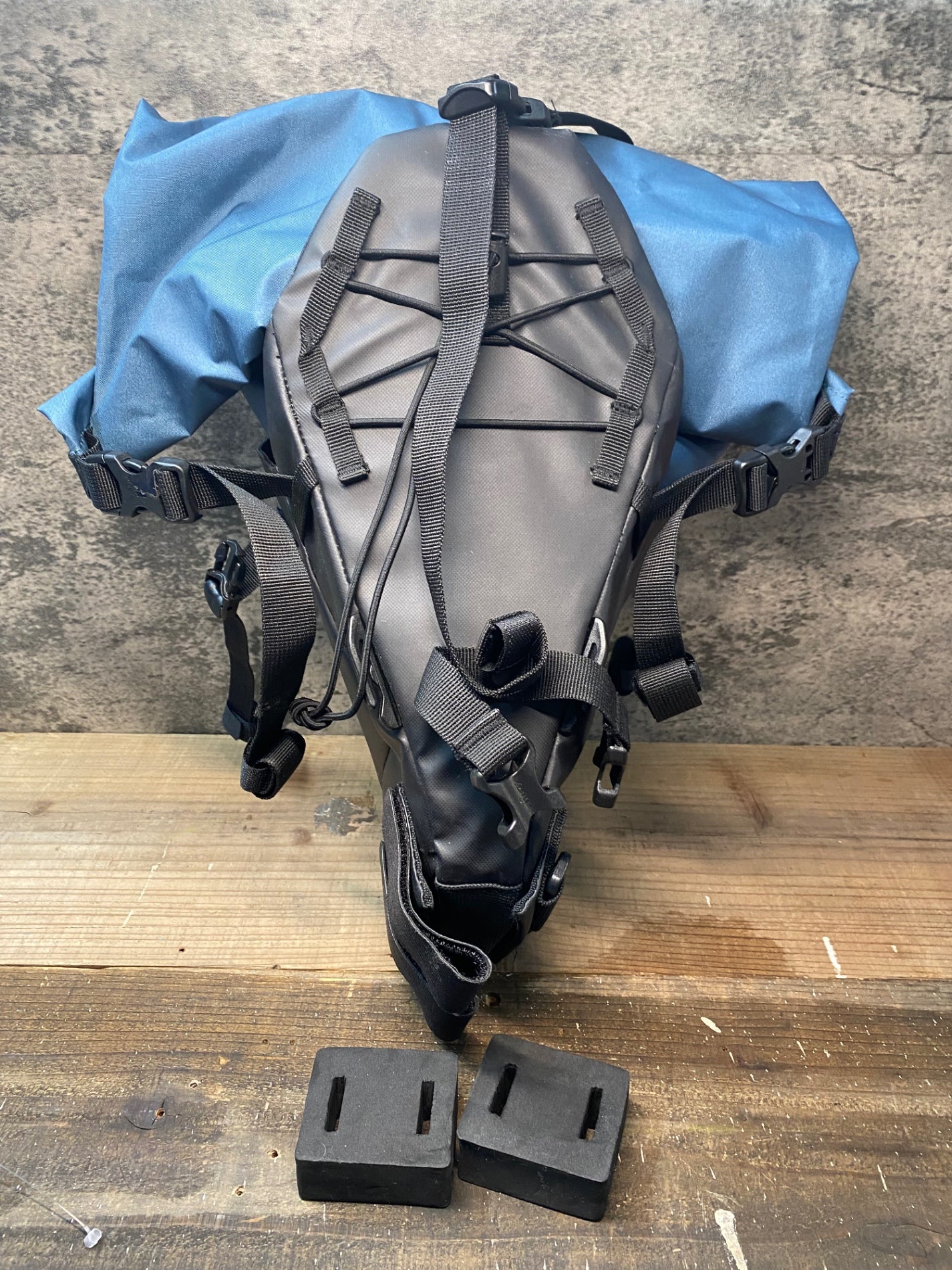 IM460 ドイター deuter カベゾン CABEZON SB16 サドルバッグ ※汚れ、スレ傷