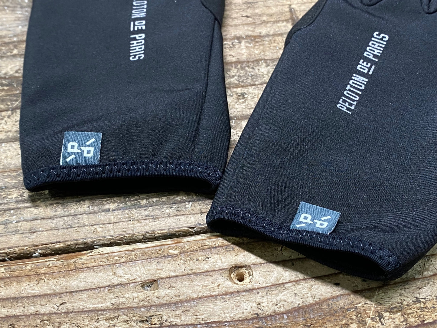 IS946 プロトンドパリ PELOTON DE PARIS 長指 グローブ M 黒