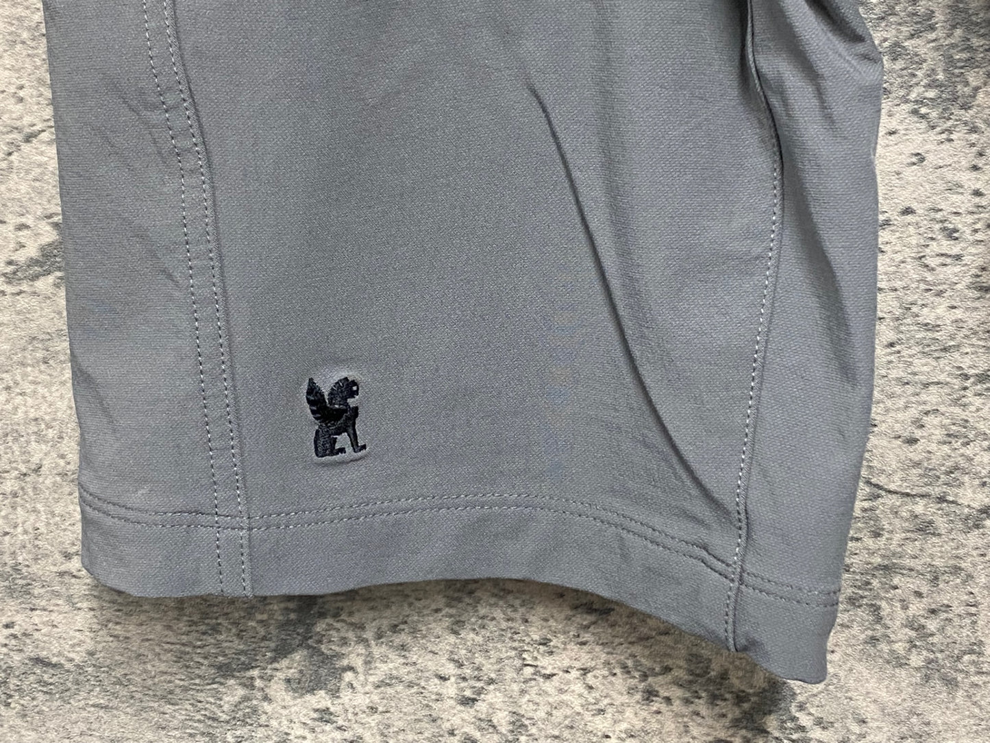 IW487 クローム CHROME INDUSTRIES ショートパンツ グレー 30