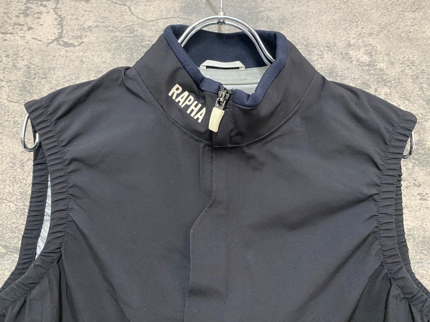 IX289 ラファ Rapha PRO TEAM RAIN GILET サイクルベスト ジレ M