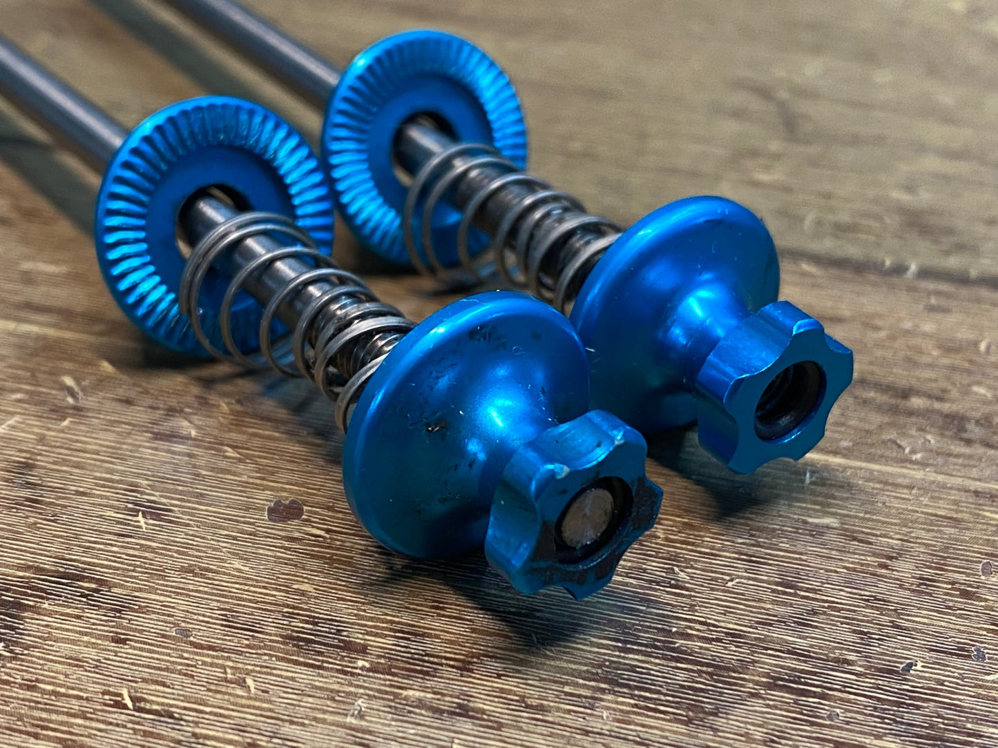 IZ034 モートップ MORTOP チタン クイックリリース 青 前後セット