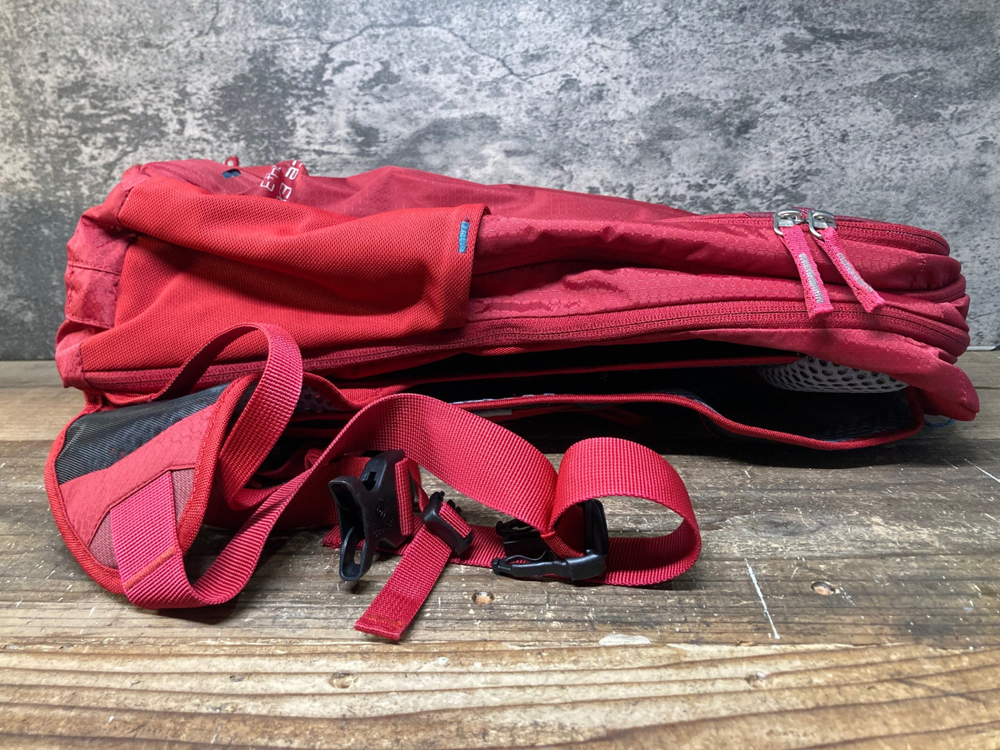 IT505 ドイター deter バックパック RACE EXP 赤