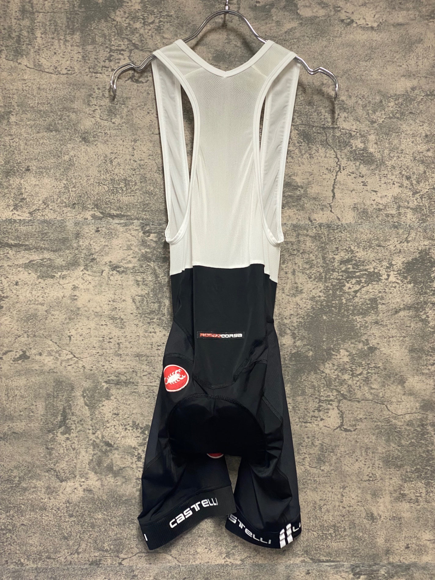 IZ354 カステリ CASTELLI ROSSO CORSA ビブショーツ L ブラック