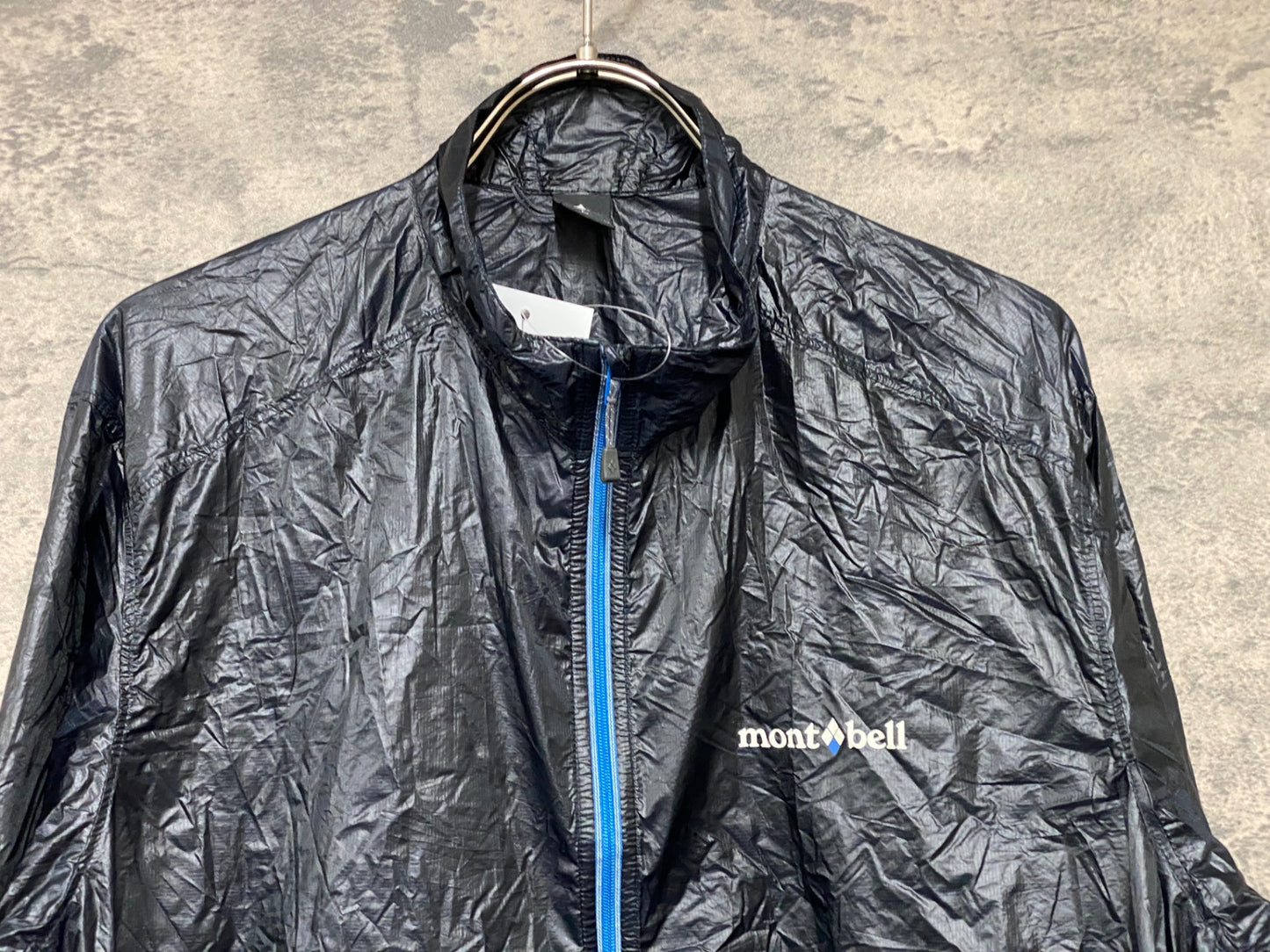 JB483 モンベル mont-bell 長袖 ウィンドブレーカー 黒 L