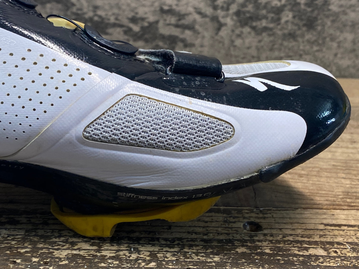 IZ440 スペシャライズド SPECIALIZED S-WORKS Rd ビンディングシューズ 3穴 白 黒 EU40 SL FOOTBET +RED スピードプレイクリート