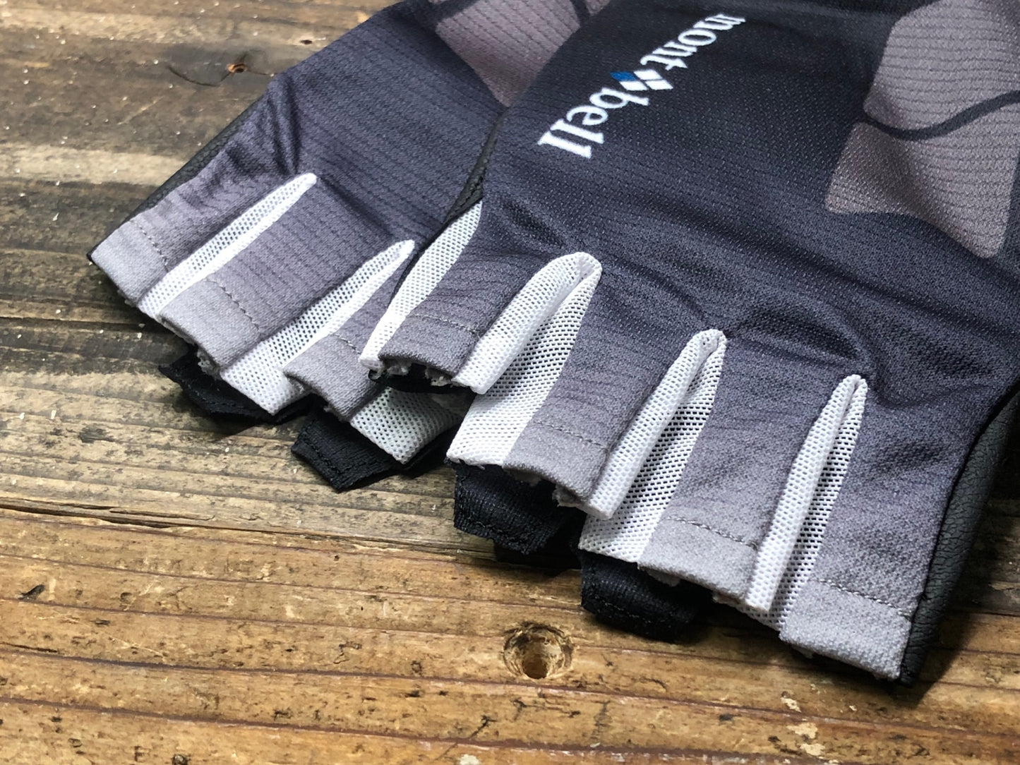 IM468 モンベル mont-bell 指切り グローブ グレー S 未使用