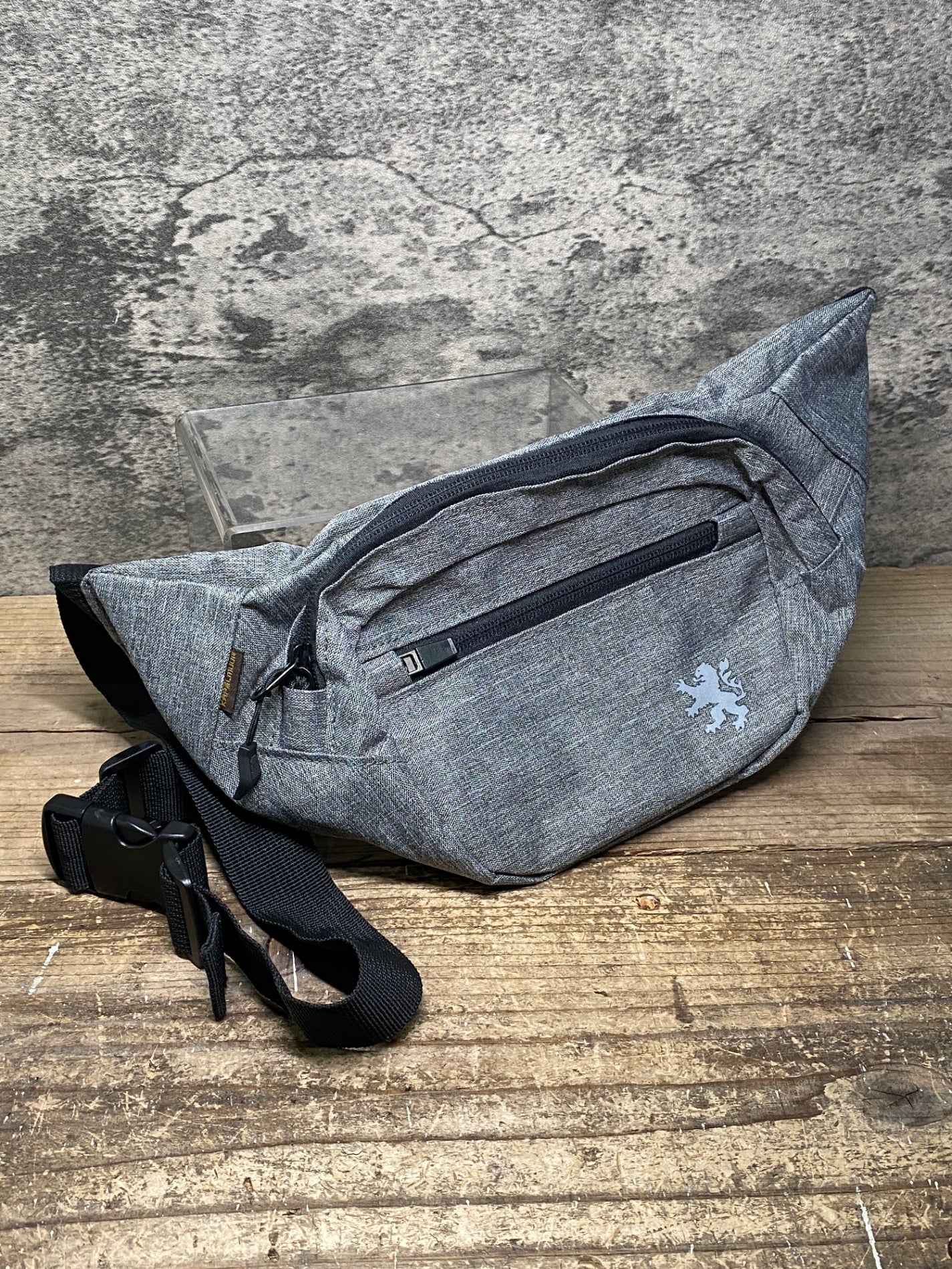 IX312 カペルミュール KAPELMUUR ウエストポーチ グレー