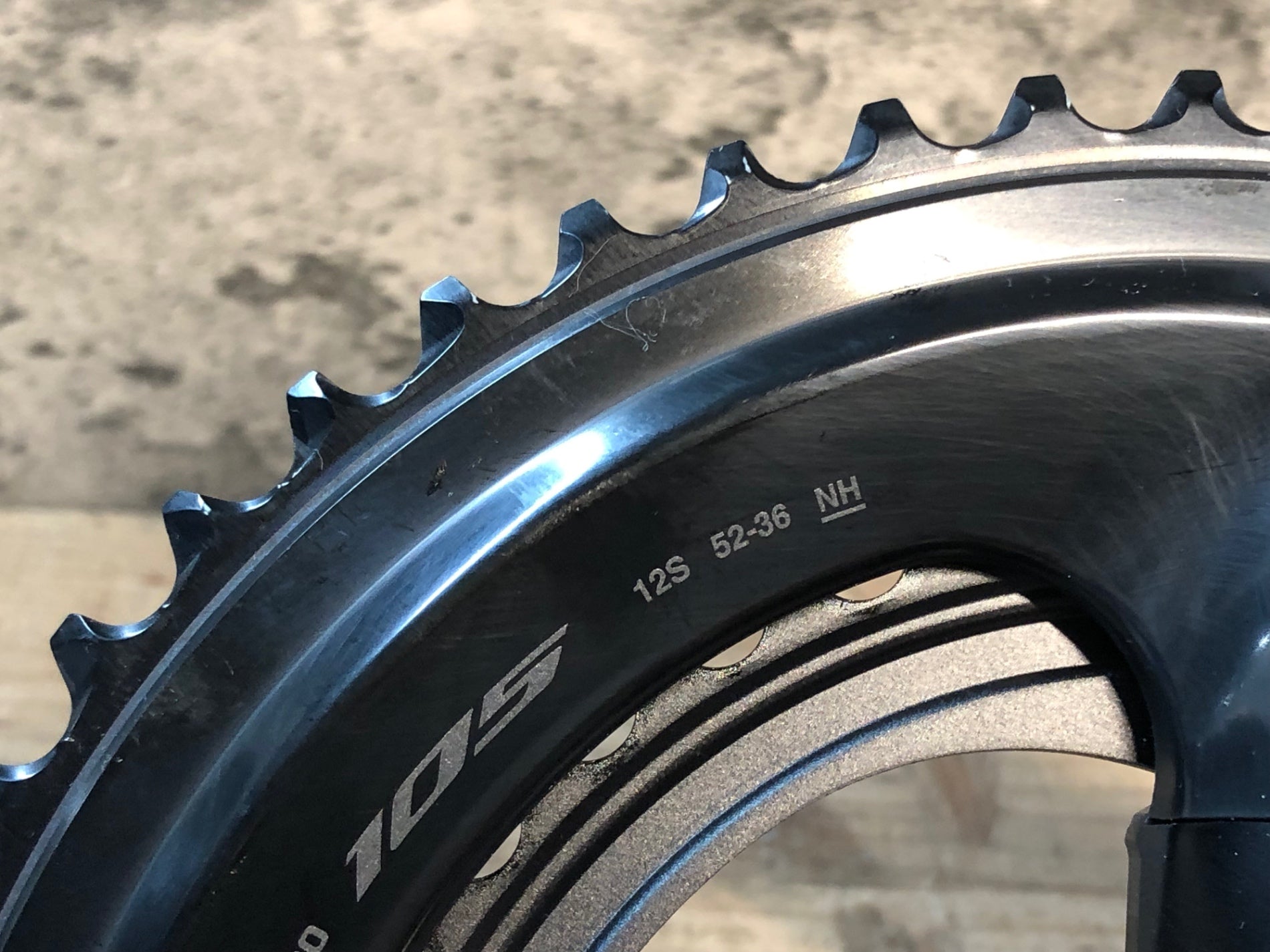 JB798 シマノ SHIMANO 105 FC-R7100 クランクセット 160mm 52