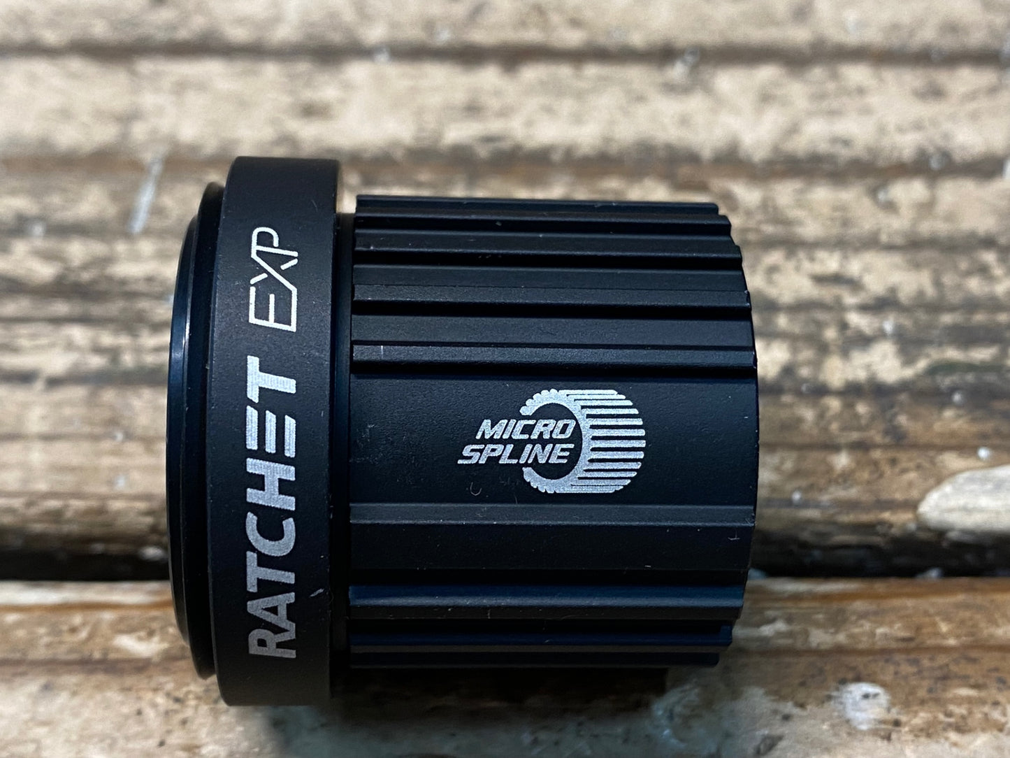 IO292 DT SWISS フリーラチェット EXP シマノ MTB マイクロスプライン用 未使用品