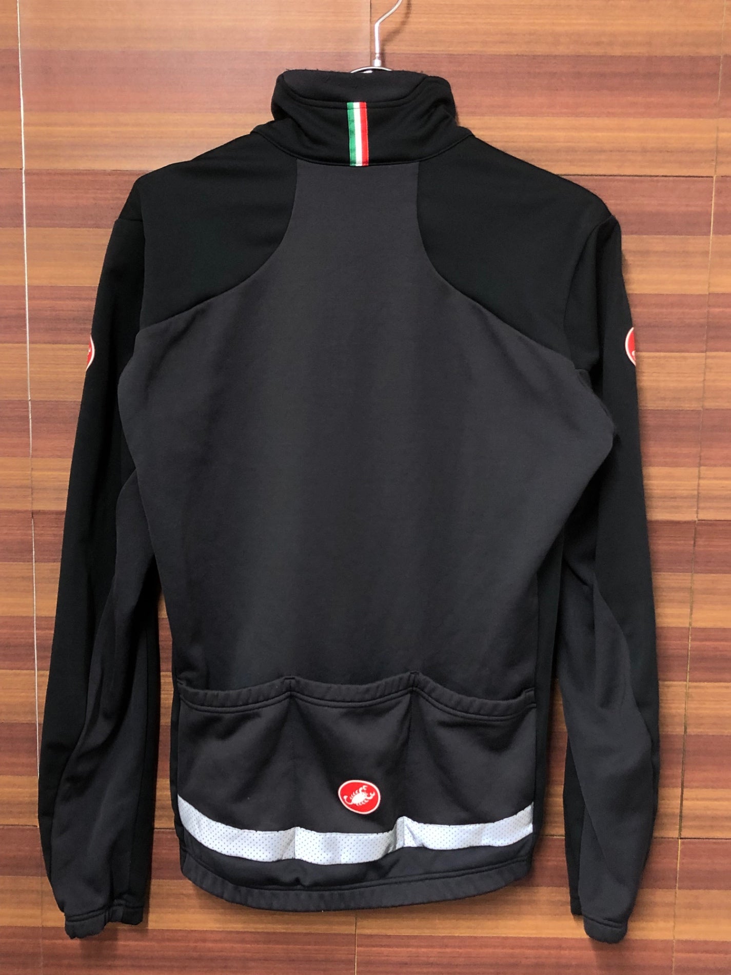 IS689 カステリ CASTELLI 長袖 サイクルジャケット 裏起毛 黒 M GORE TEX INFINIUM ※色褪せ、擦れ