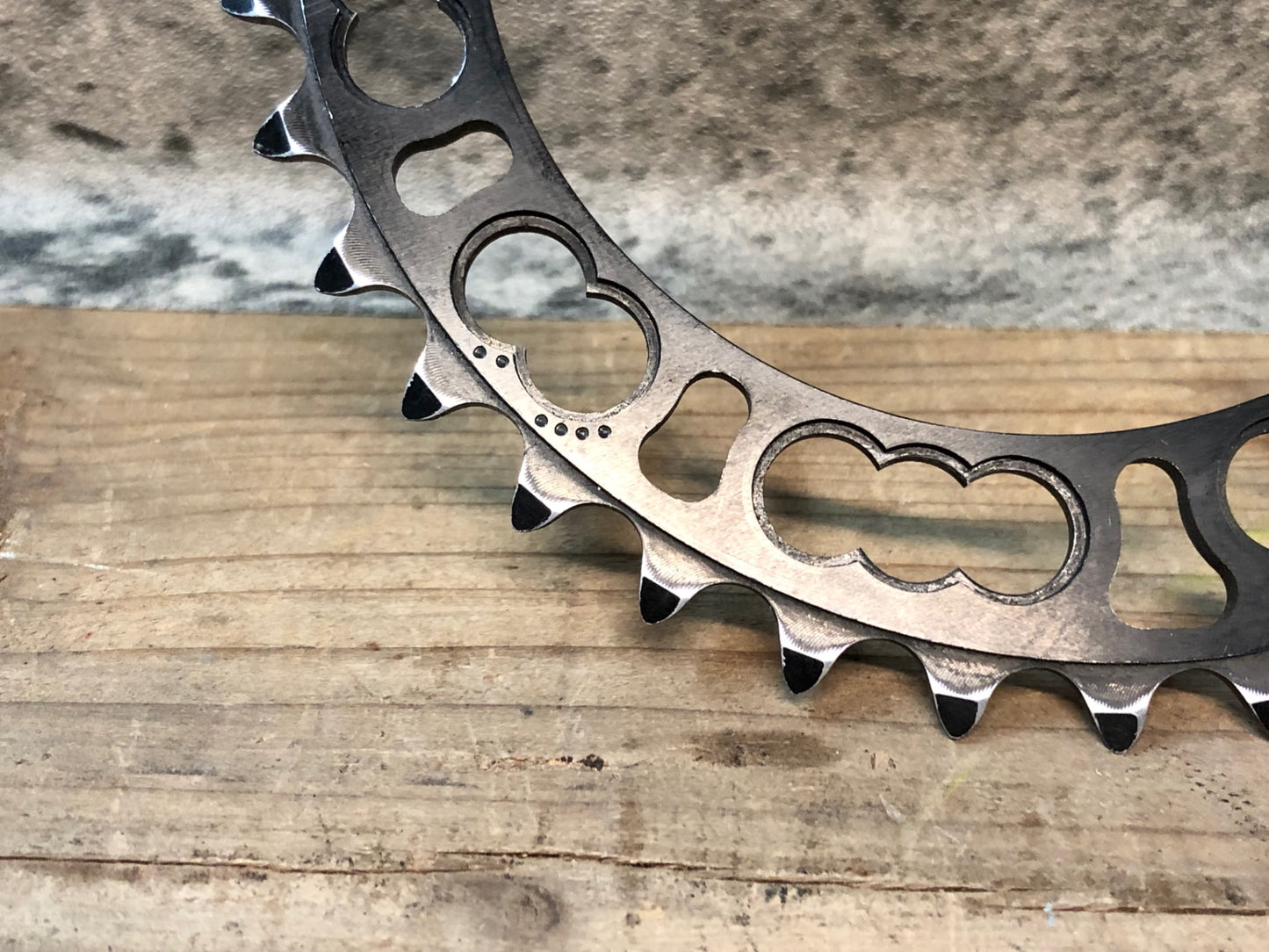 IO772 ローター ROTOR Q-RINGS チェーンリング 楕円 34T BCD110