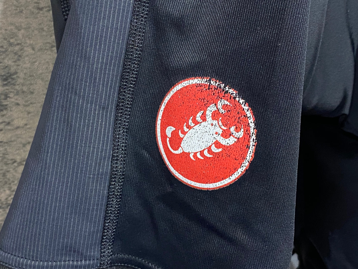 IZ354 カステリ CASTELLI ROSSO CORSA ビブショーツ L ブラック