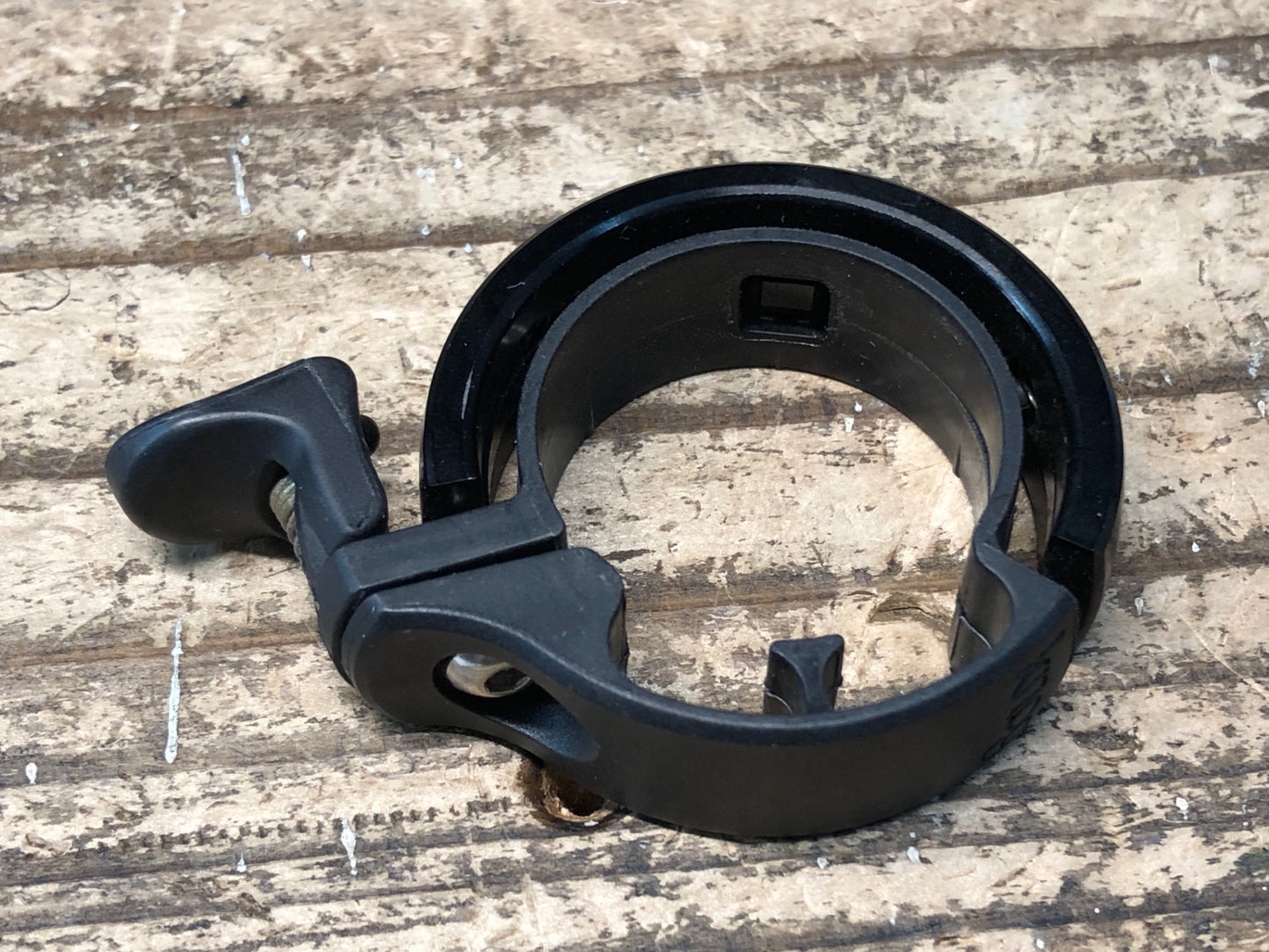 IN702 ノグ knog オイ Oi ベル Φ31.8 黒