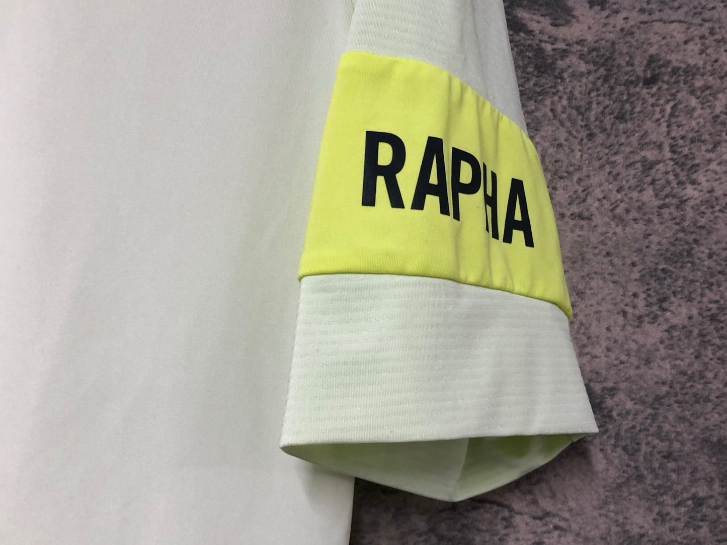 IW282 ラファ Rapha pro team jersey 半袖サイクルジャージ 黄緑 S ※タグ無し