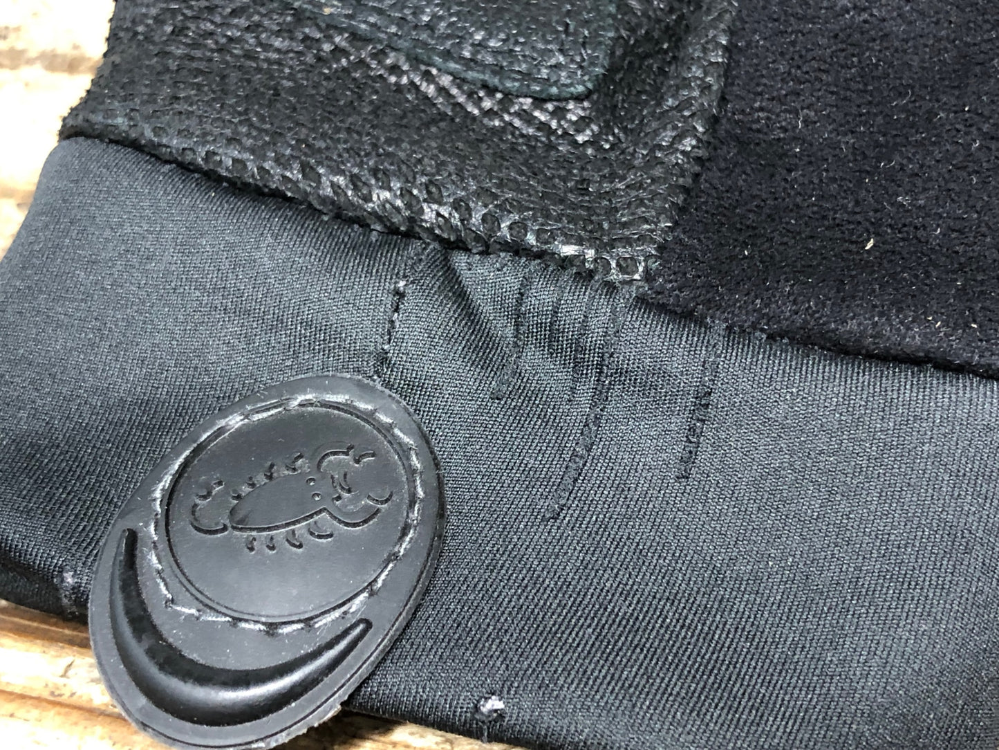 JC155 カステリ CASTELLI 長指 グローブ 黒 M 裏起毛