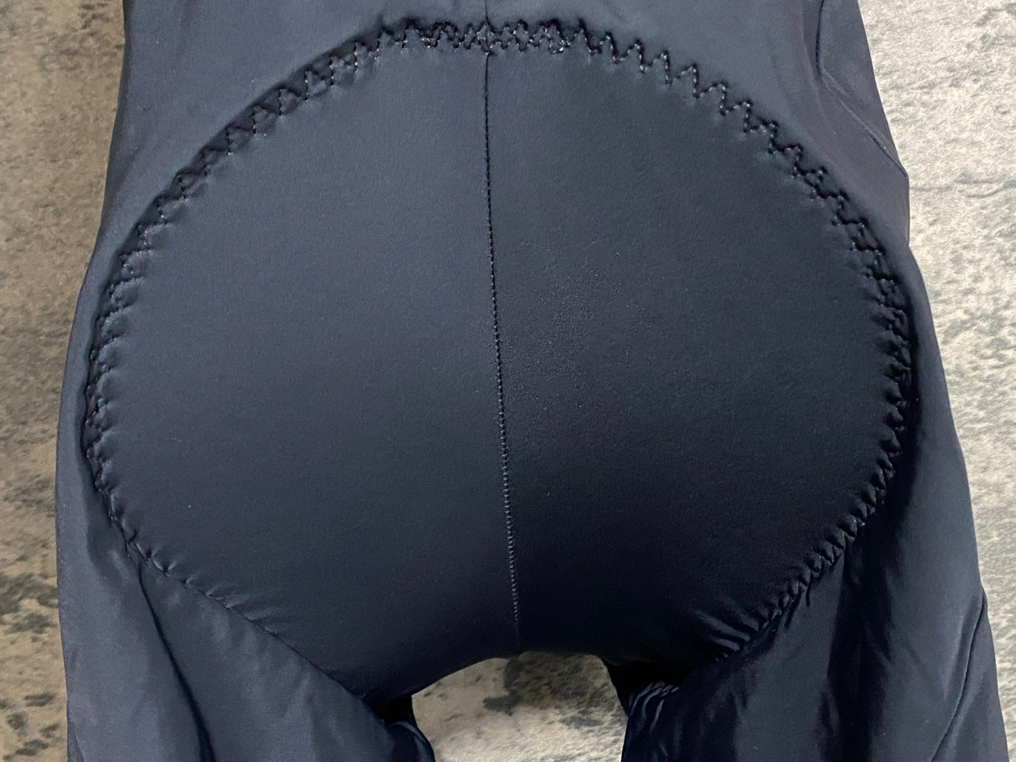 IZ133 スペシャライズド SPECIALIZED ビブショーツ 黒 S ※タグカット