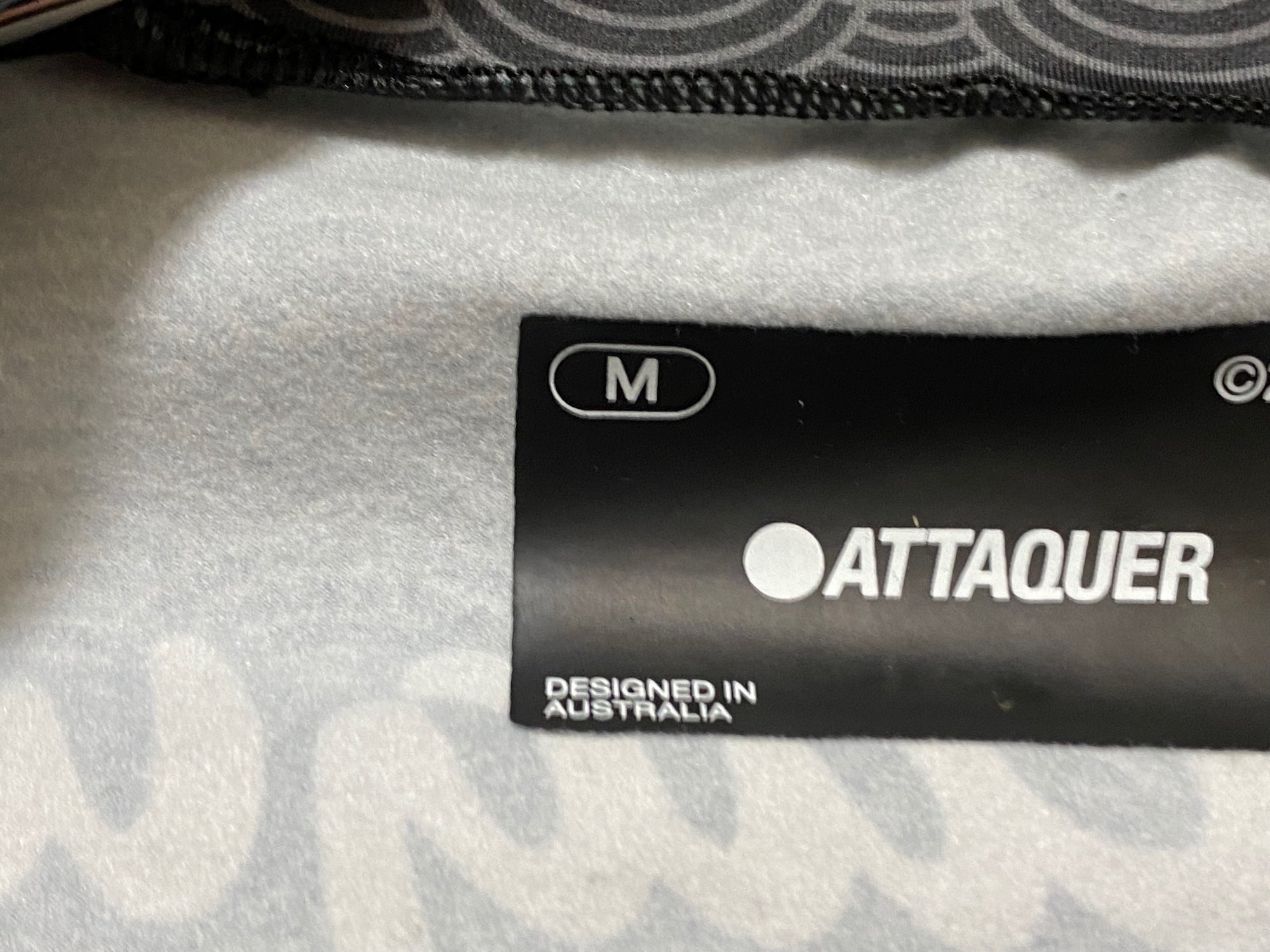 IE884 アタッカー ATTAQUER 長袖 サイクルジャージ 黒 白 M JAPAN