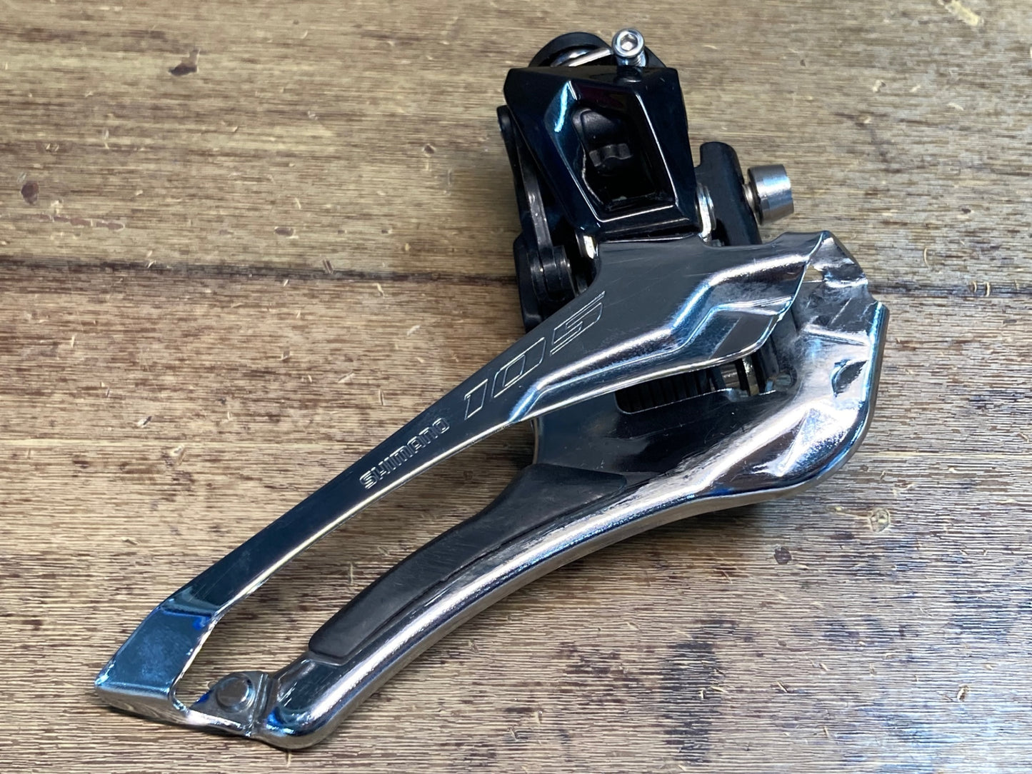 IM141 シマノ SHIMANO 105 FD-R7000 フロントディレイラー 2S 直付