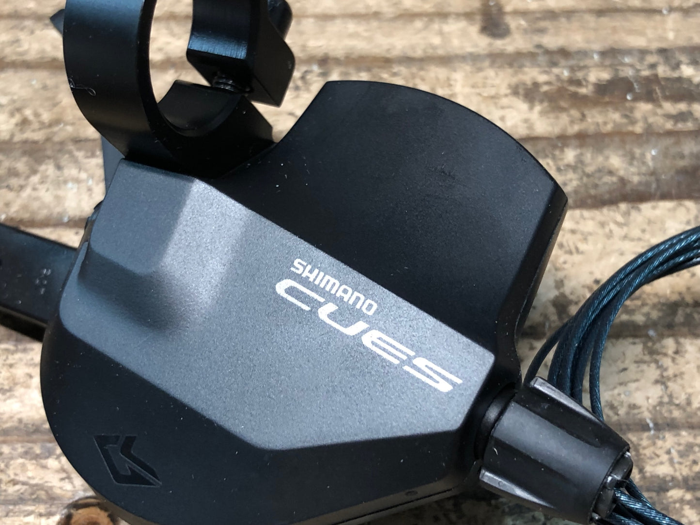 JA575 シマノ SHIMANO キューズ CUES SL-U4000 シフトレバー 9S Φ22.2