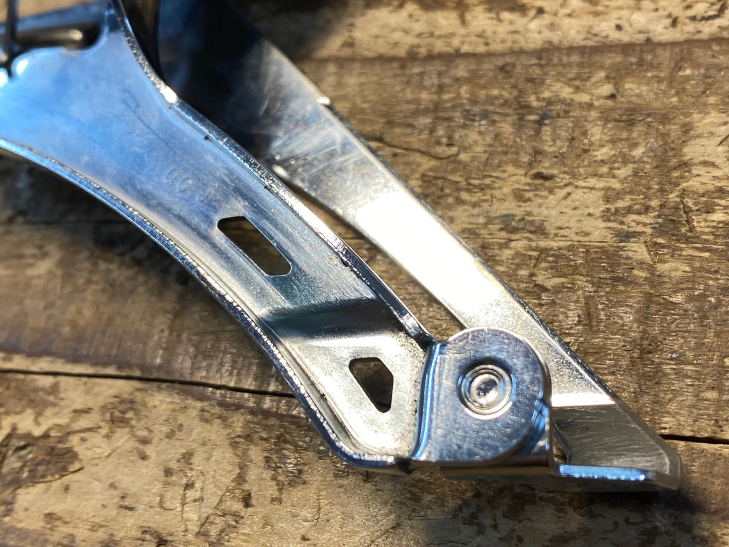 JB800 シマノ SHIMANO アルテグラ ULTEGRA FD-R8050 フロントディレイラー 2S Di2 直付 接続確認済み