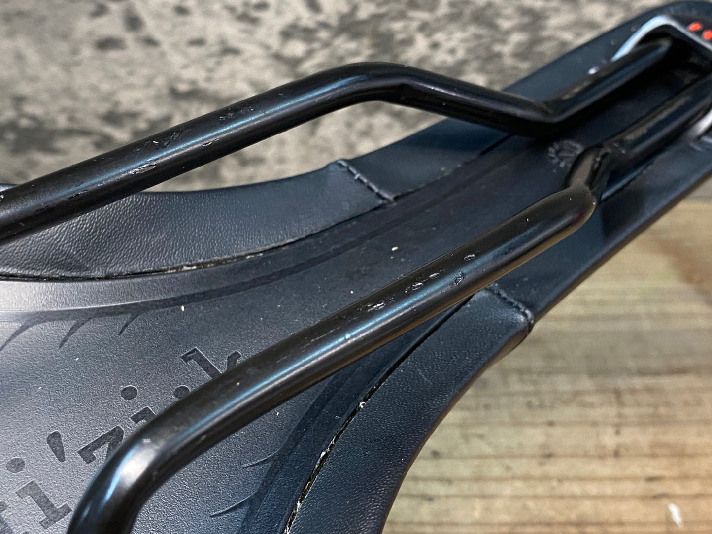 JB564 フィジーク fizik アンタレス ANTARES R7 サドル 黒 140mm S ALLOYレール