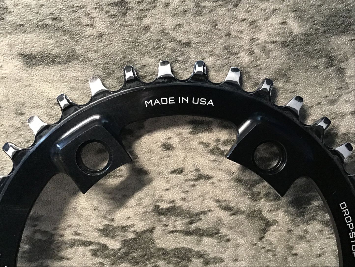 IR805 ウルフトゥース WOLF-TOOTH チェーンリング SH PCD110 38T