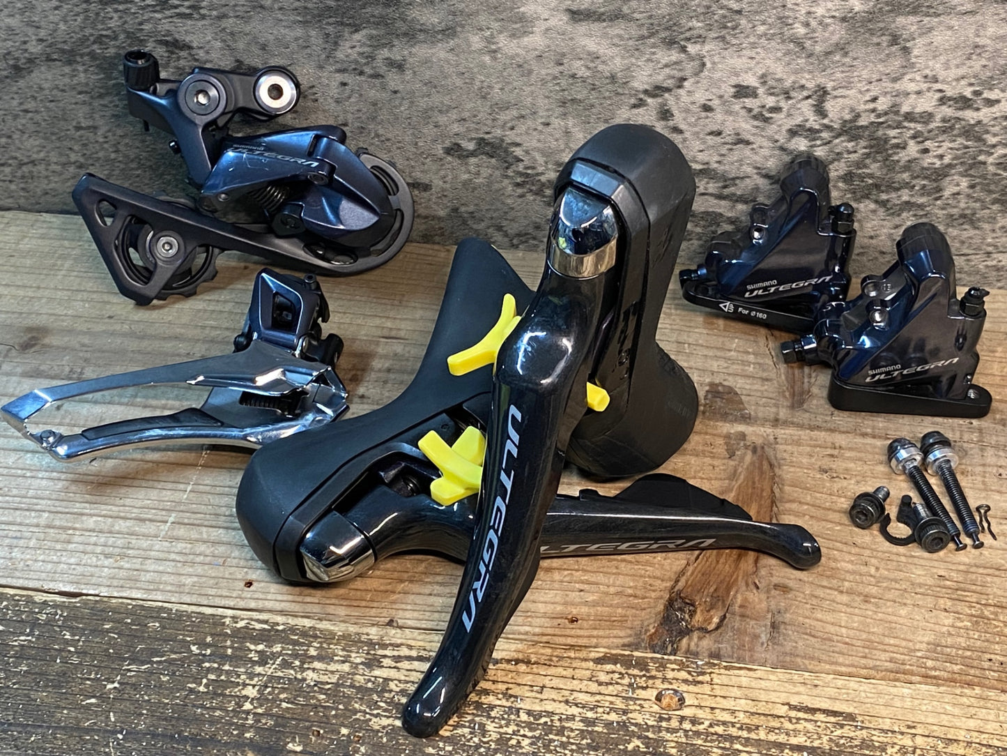 IV282 シマノ SHIMANO アルテグラ ULTEGRA R8000系 コンポセット ST,BR,FD,RD/SS